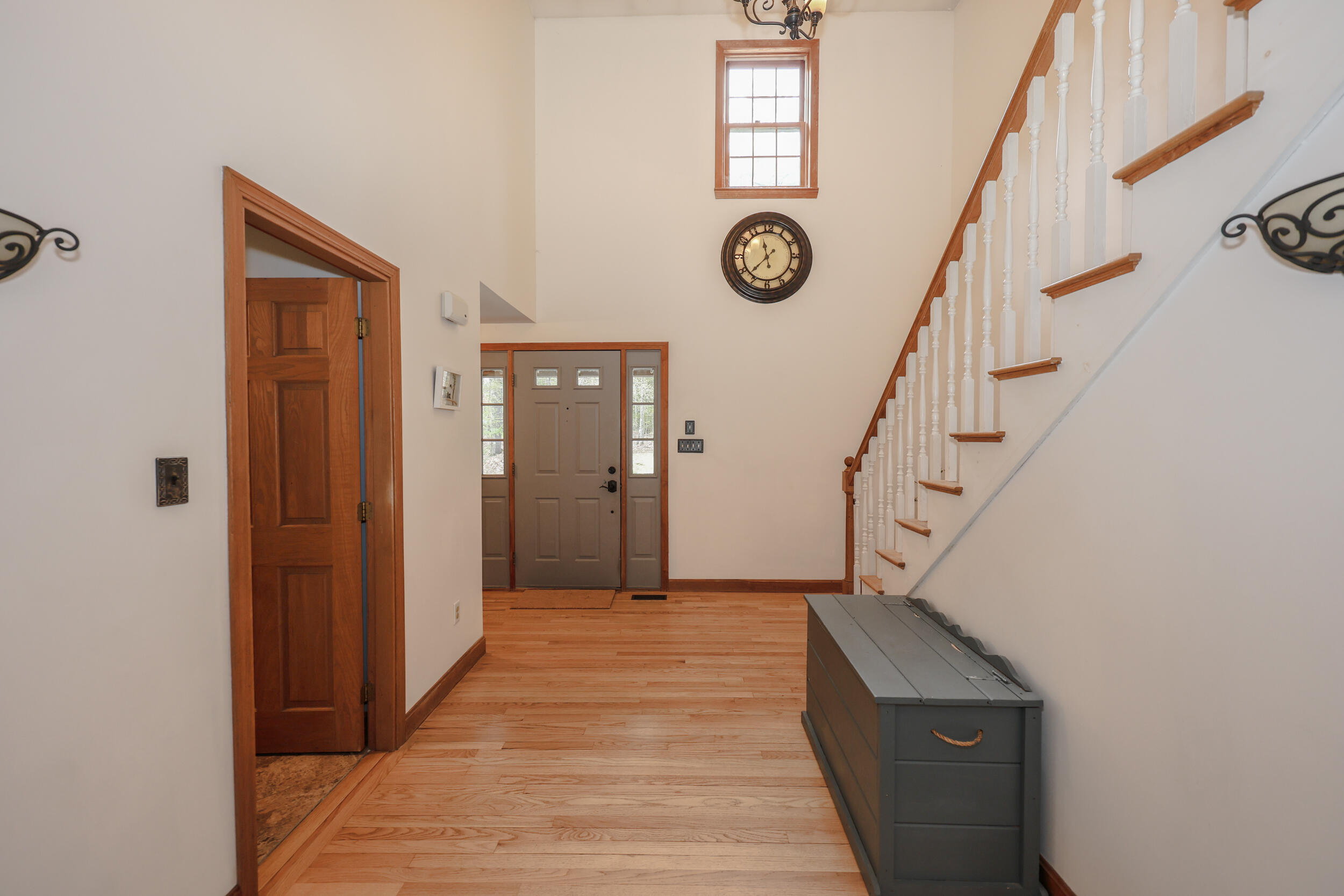 16 Buttonwood Drive Property Photo 3