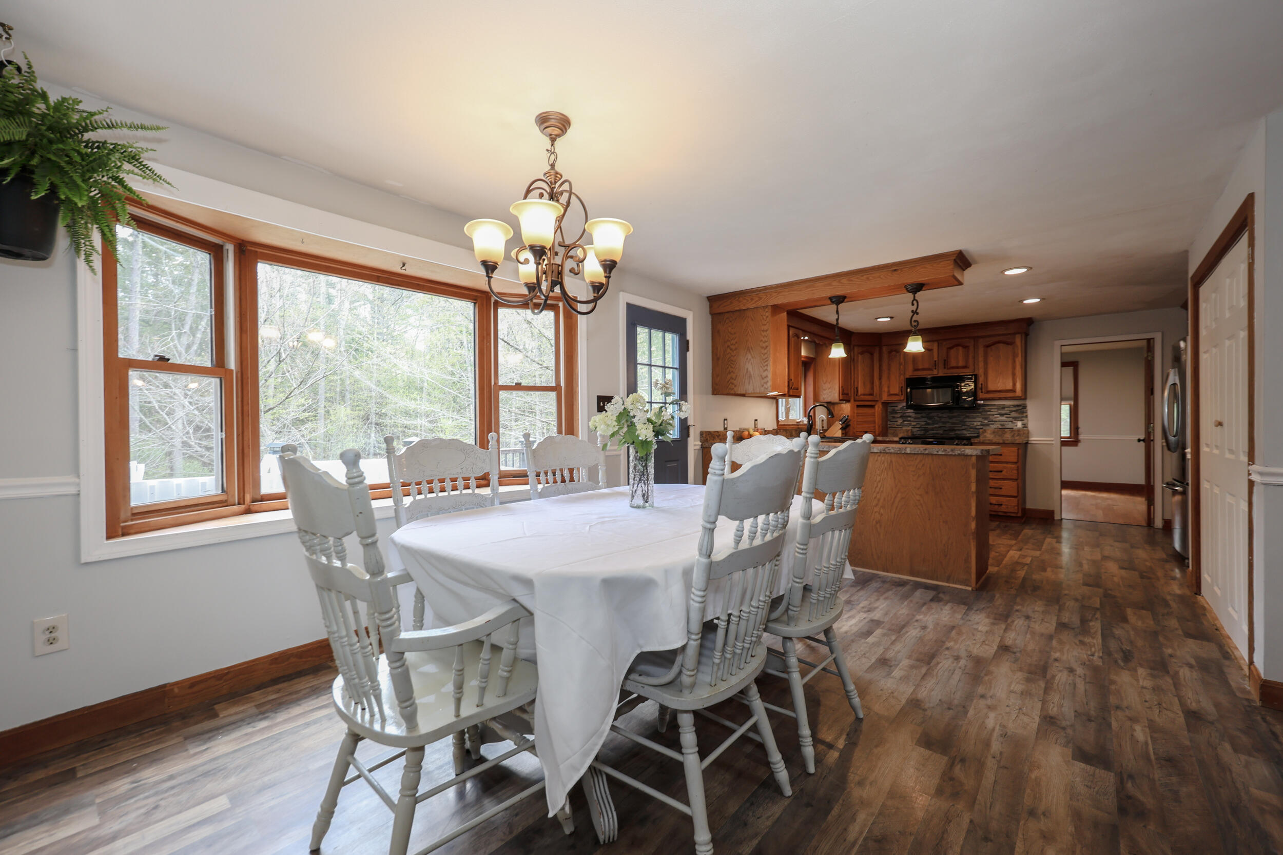16 Buttonwood Drive Property Photo 4