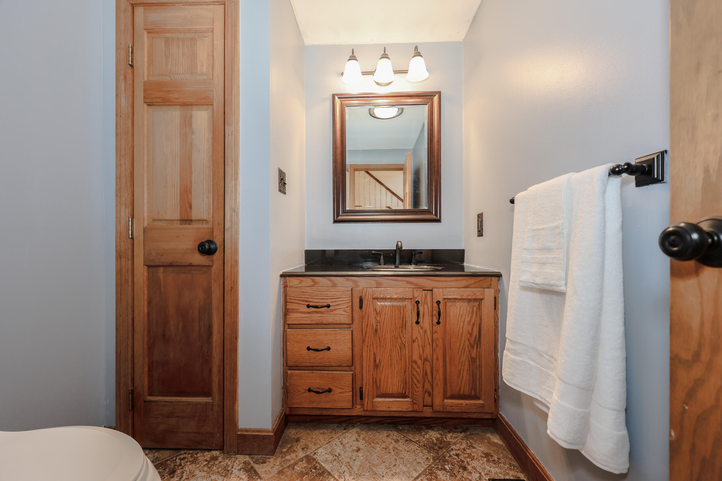 16 Buttonwood Drive Property Photo 15