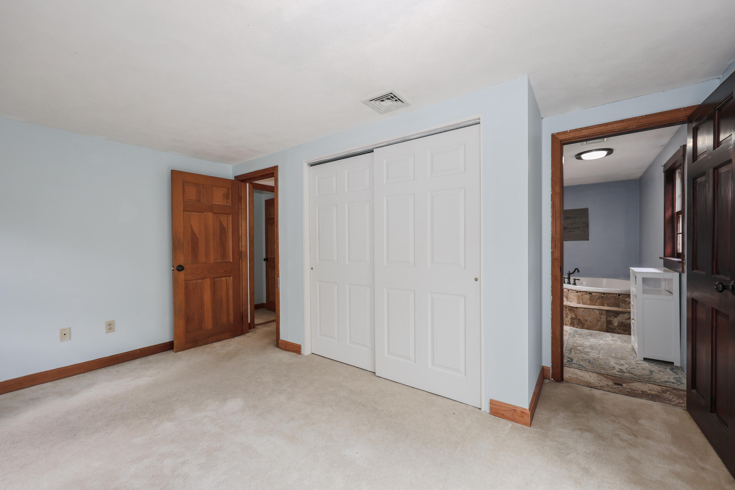 16 Buttonwood Drive Property Photo 20