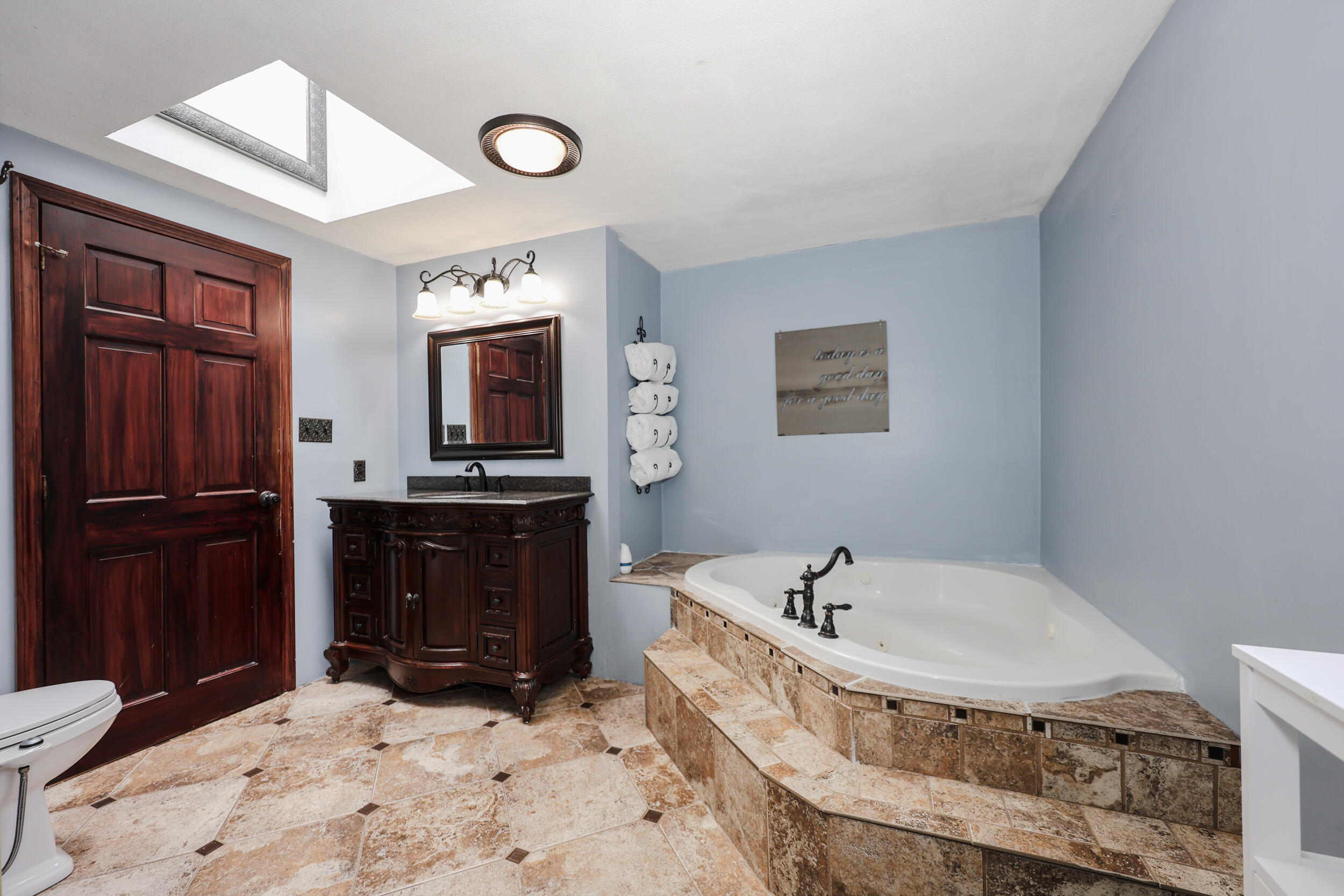 16 Buttonwood Drive Property Photo 21