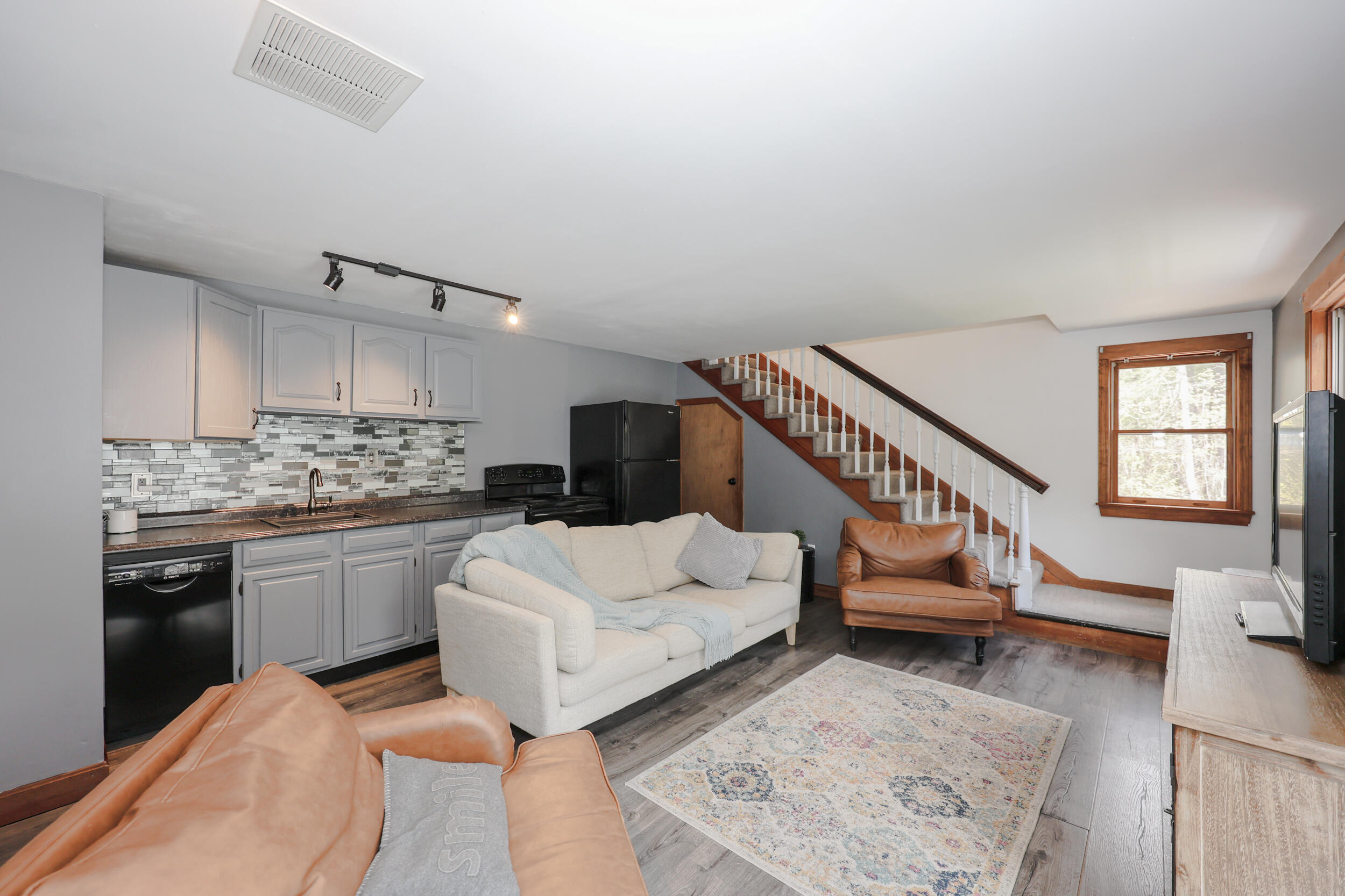16 Buttonwood Drive Property Photo 35