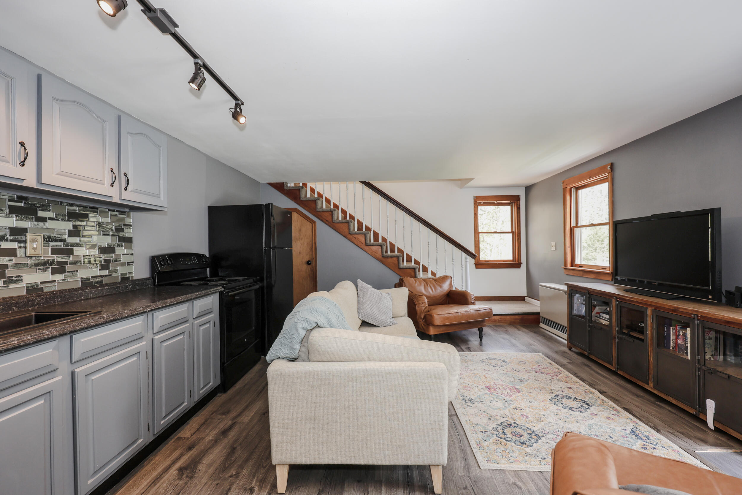 16 Buttonwood Drive Property Photo 36
