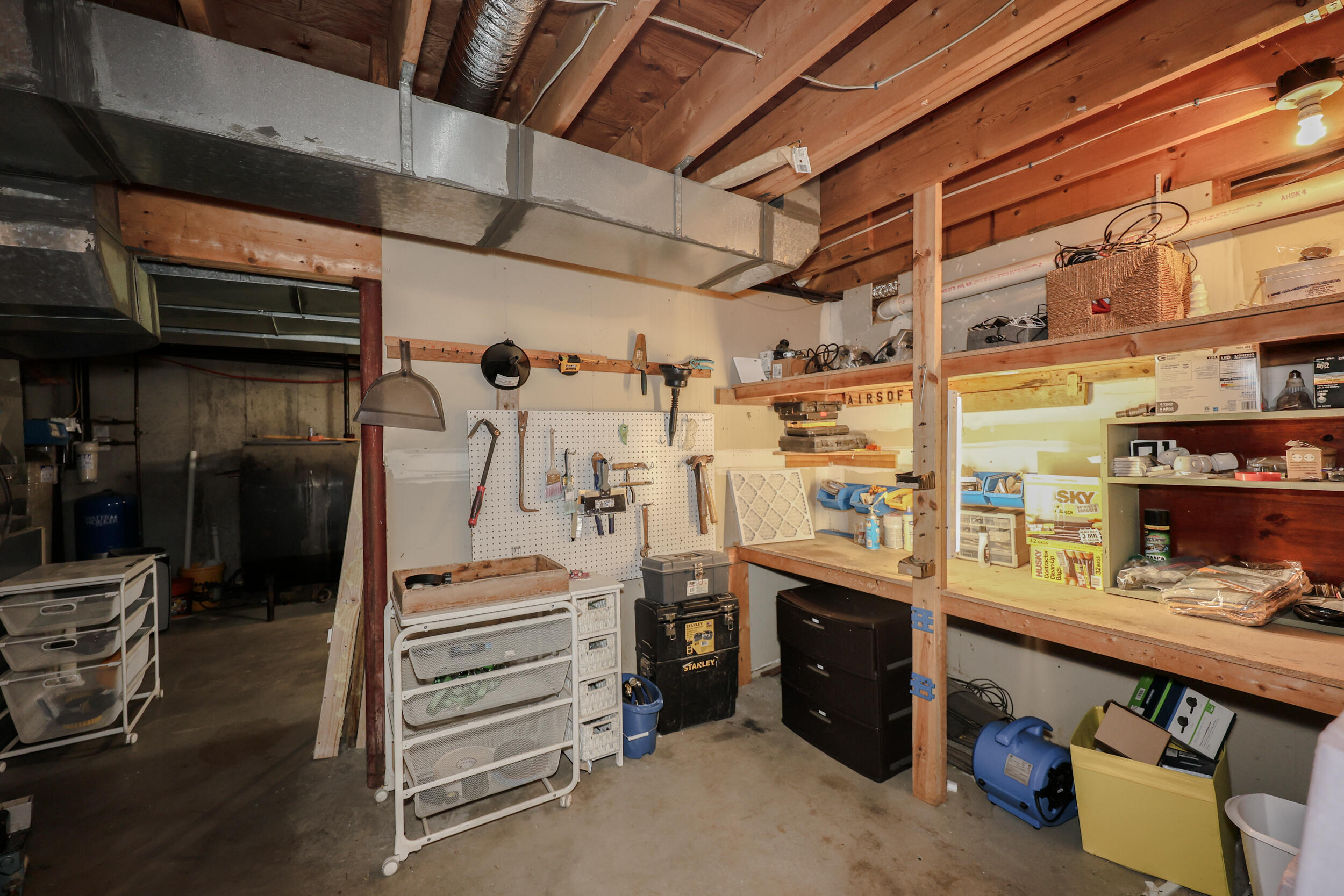 16 Buttonwood Drive Property Photo 45