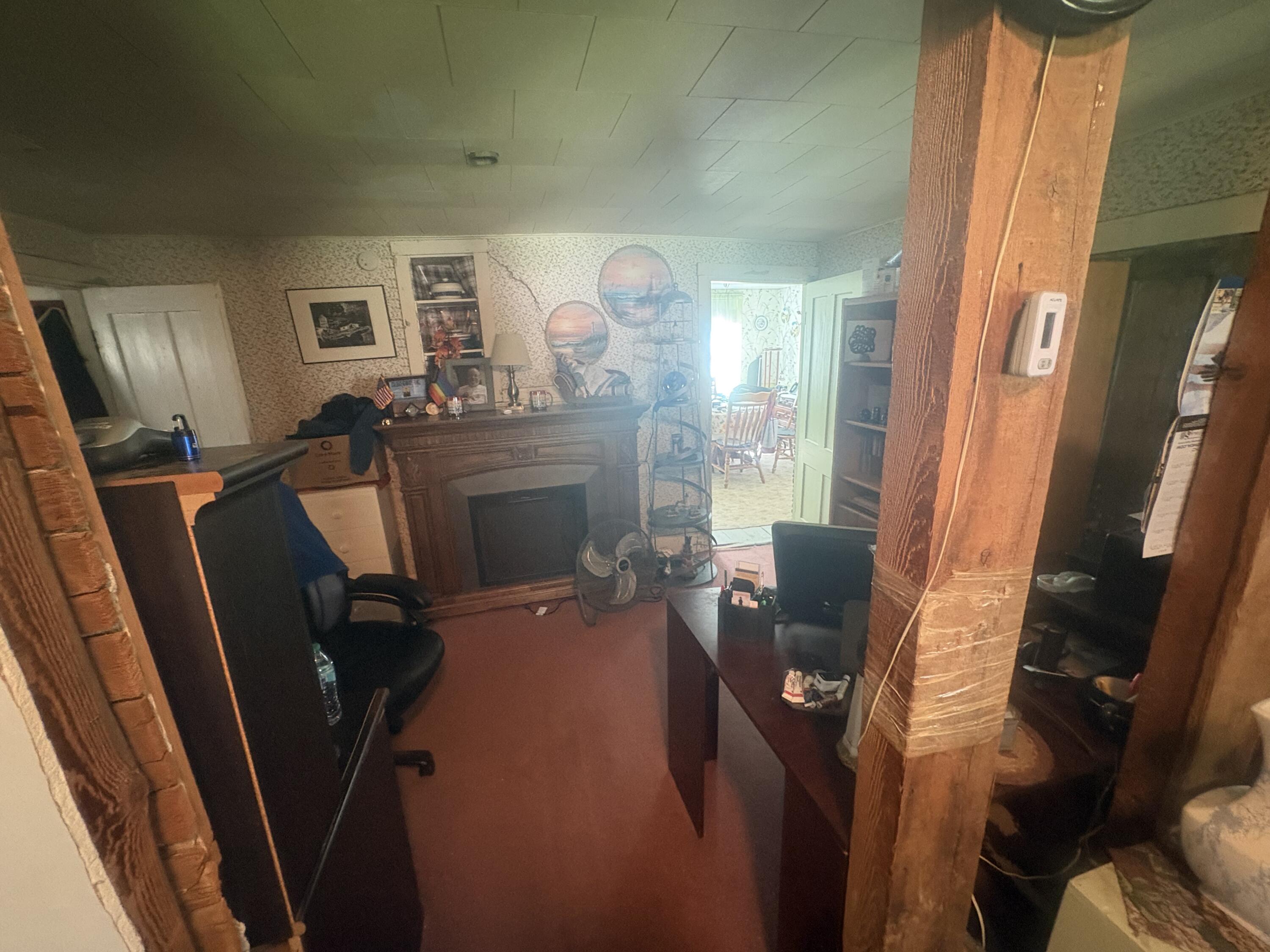 910 Hostile Valley Road Property Photo 21