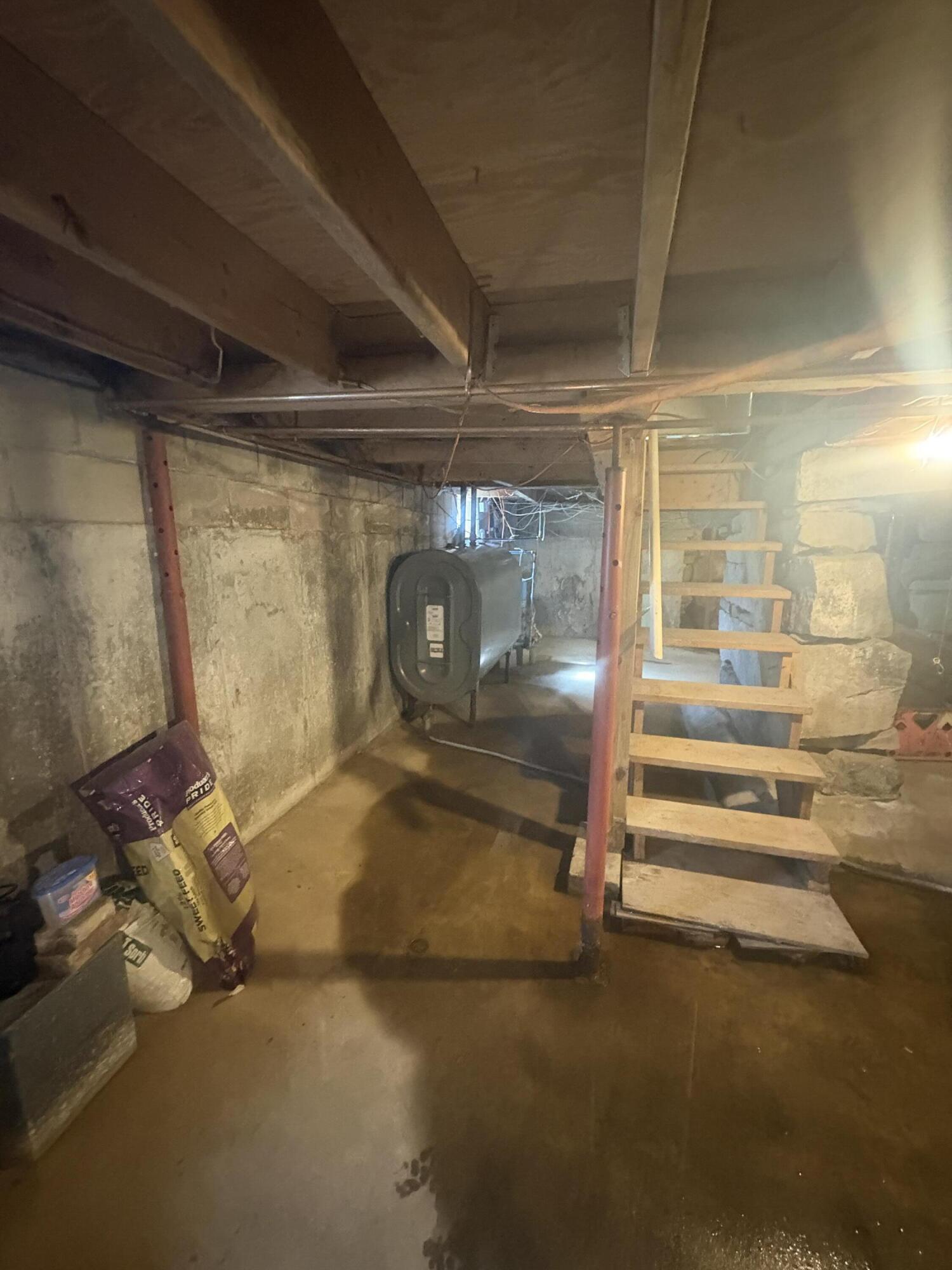 910 Hostile Valley Road Property Photo 42