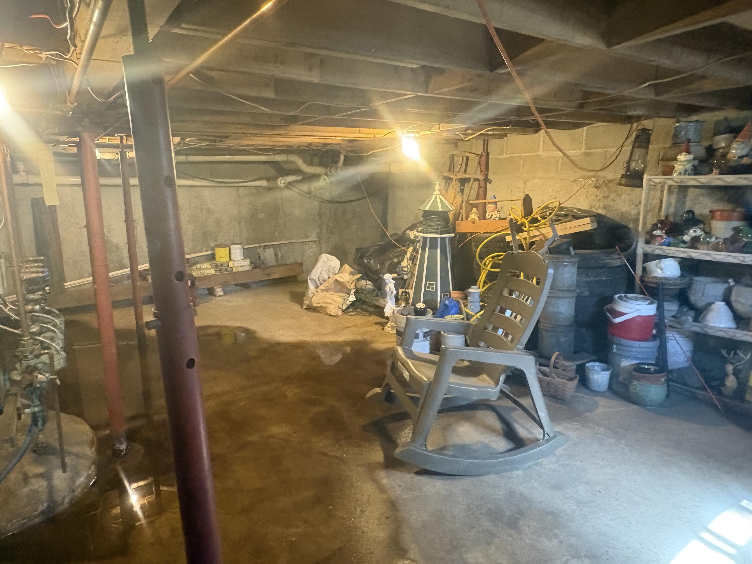 910 Hostile Valley Road Property Photo 44