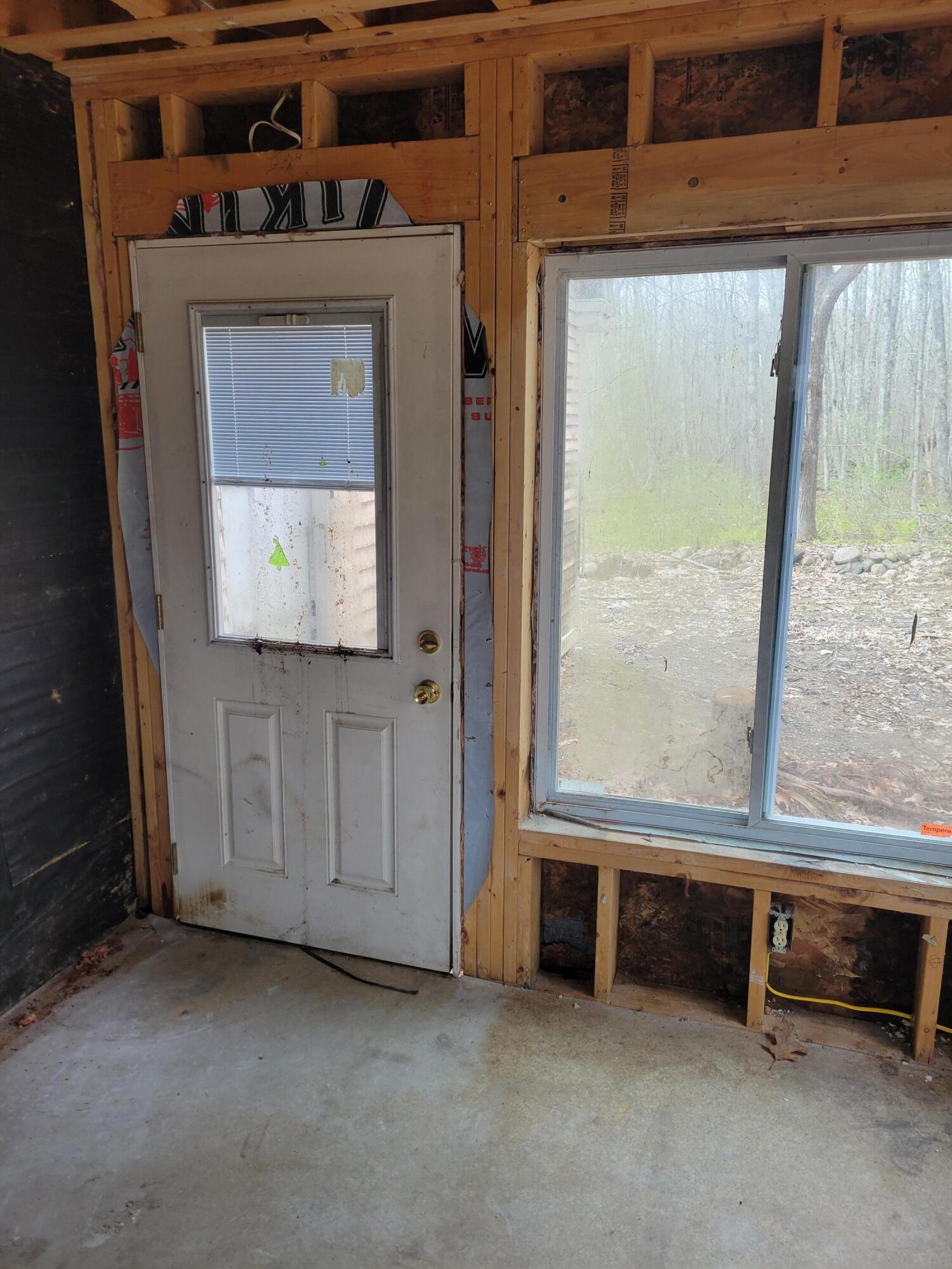 187 W Main Street Property Photo 15