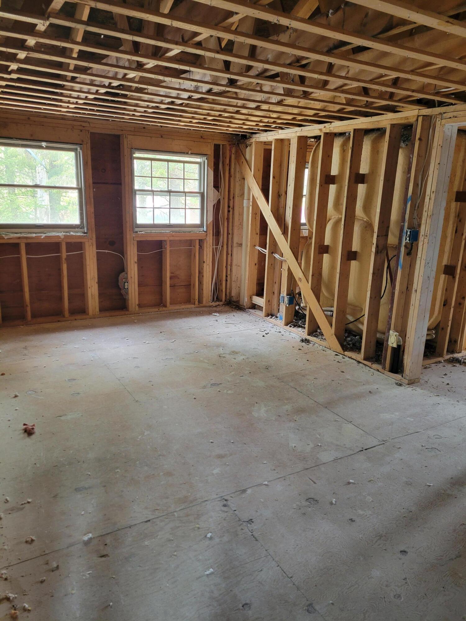 187 W Main Street Property Photo 19