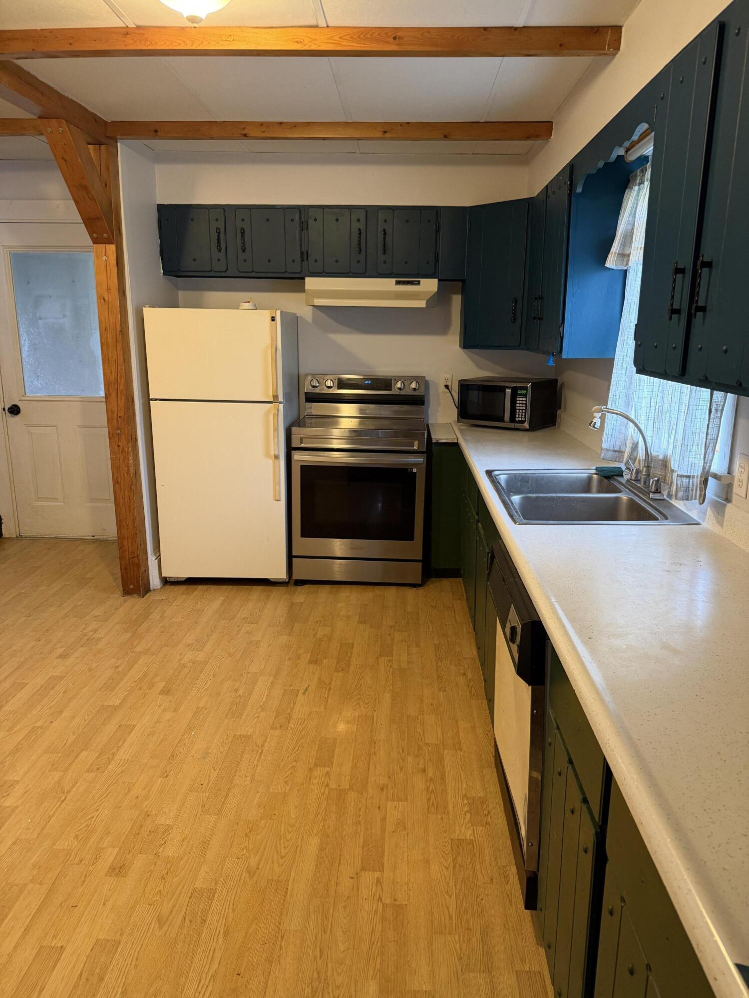 135 State Street Property Photo 10
