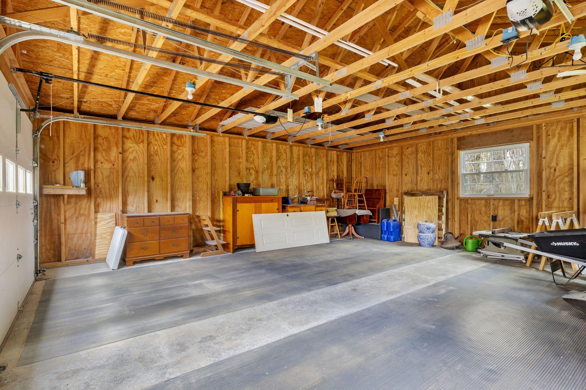 569 Benton Road Property Photo 28