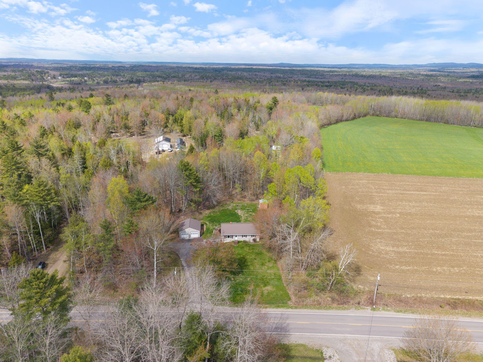 569 Benton Road Property Photo 36