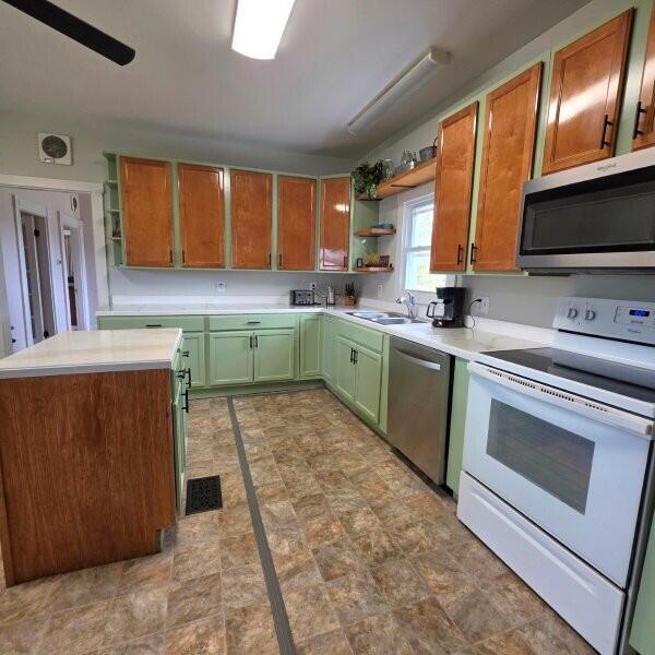 866 Main Street Property Photo 10