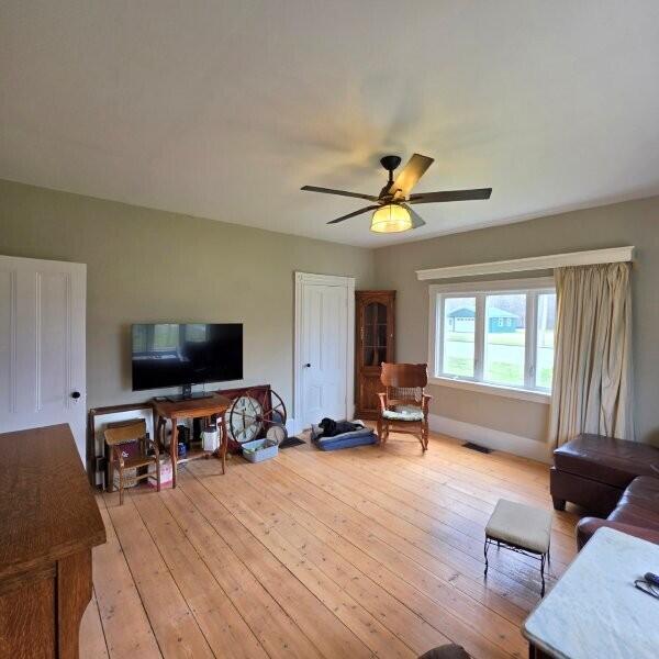 866 Main Street Property Photo 15