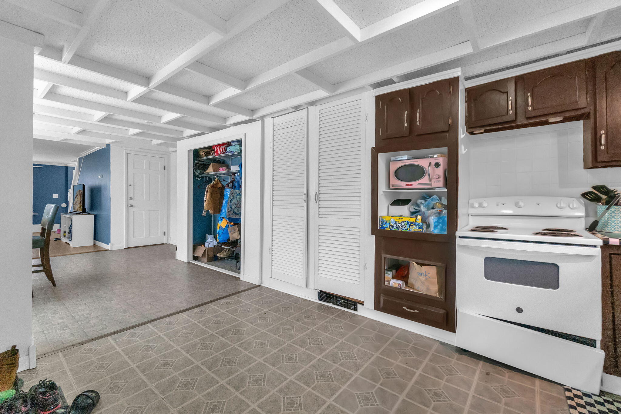 34 6th Street Property Photo 15