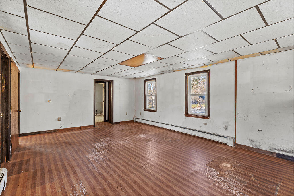 82 Summer Street Property Photo 11