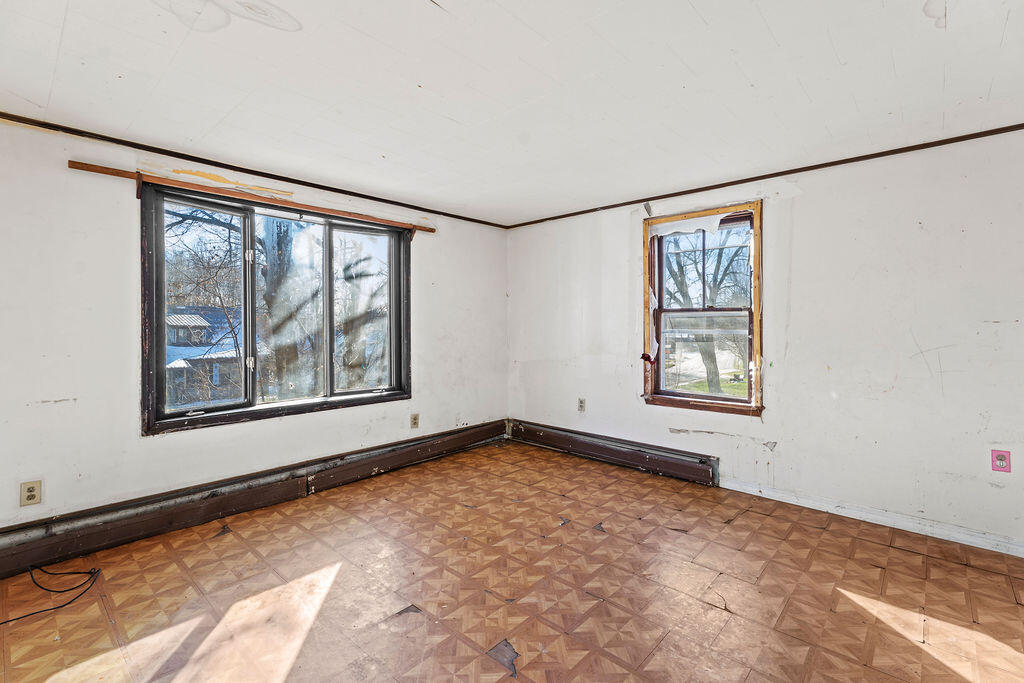 82 Summer Street Property Photo 17