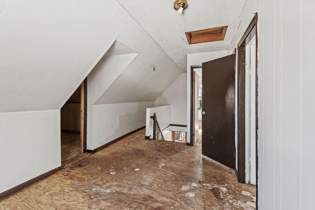 82 Summer Street Property Photo 20