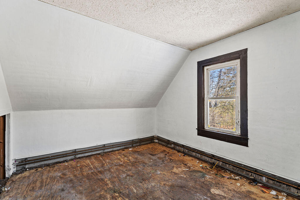 82 Summer Street Property Photo 22
