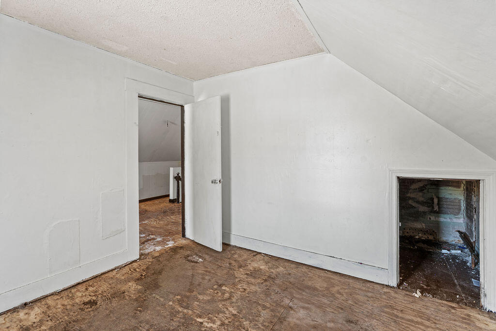 82 Summer Street Property Photo 29