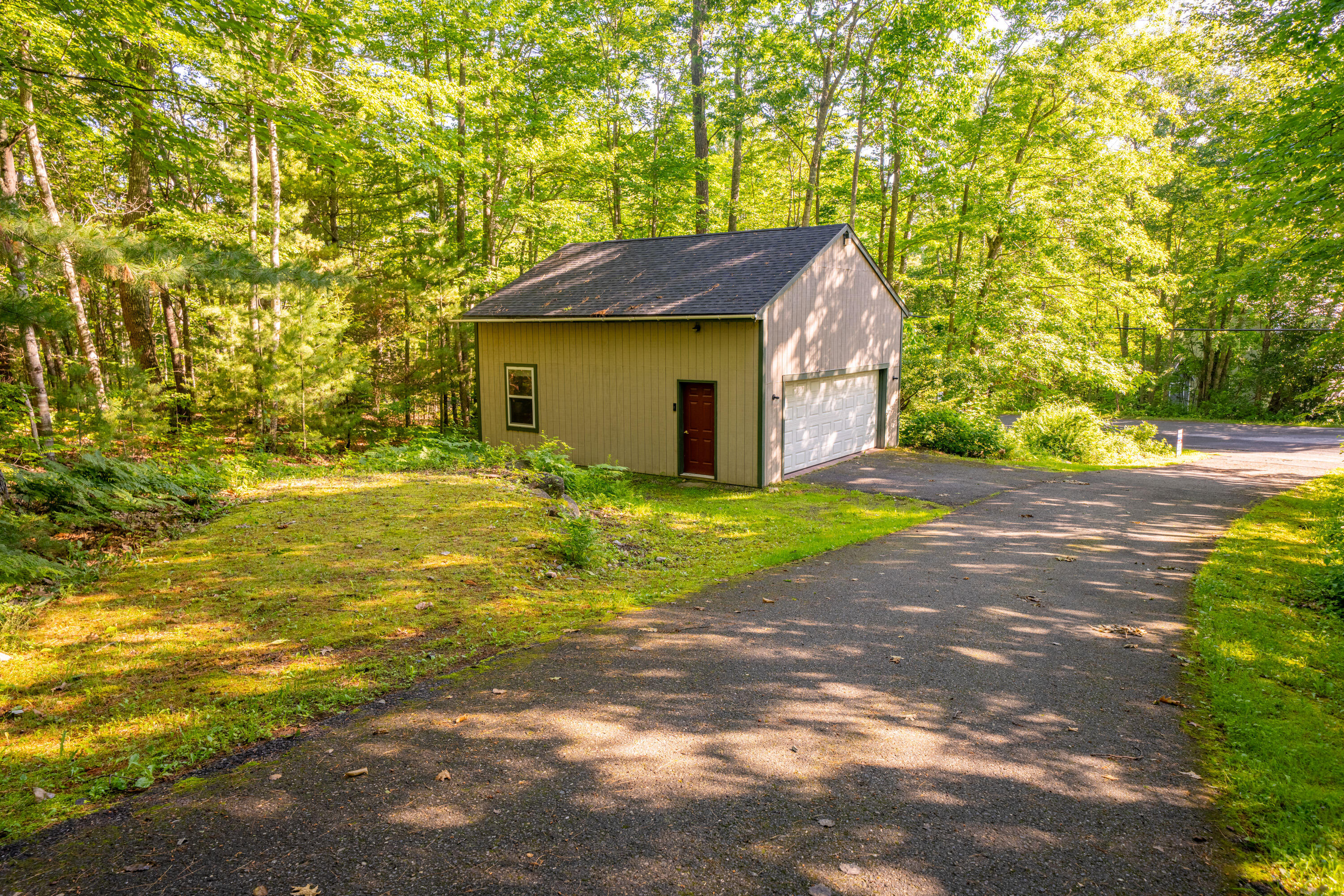 568 Bluff Road Property Photo 44