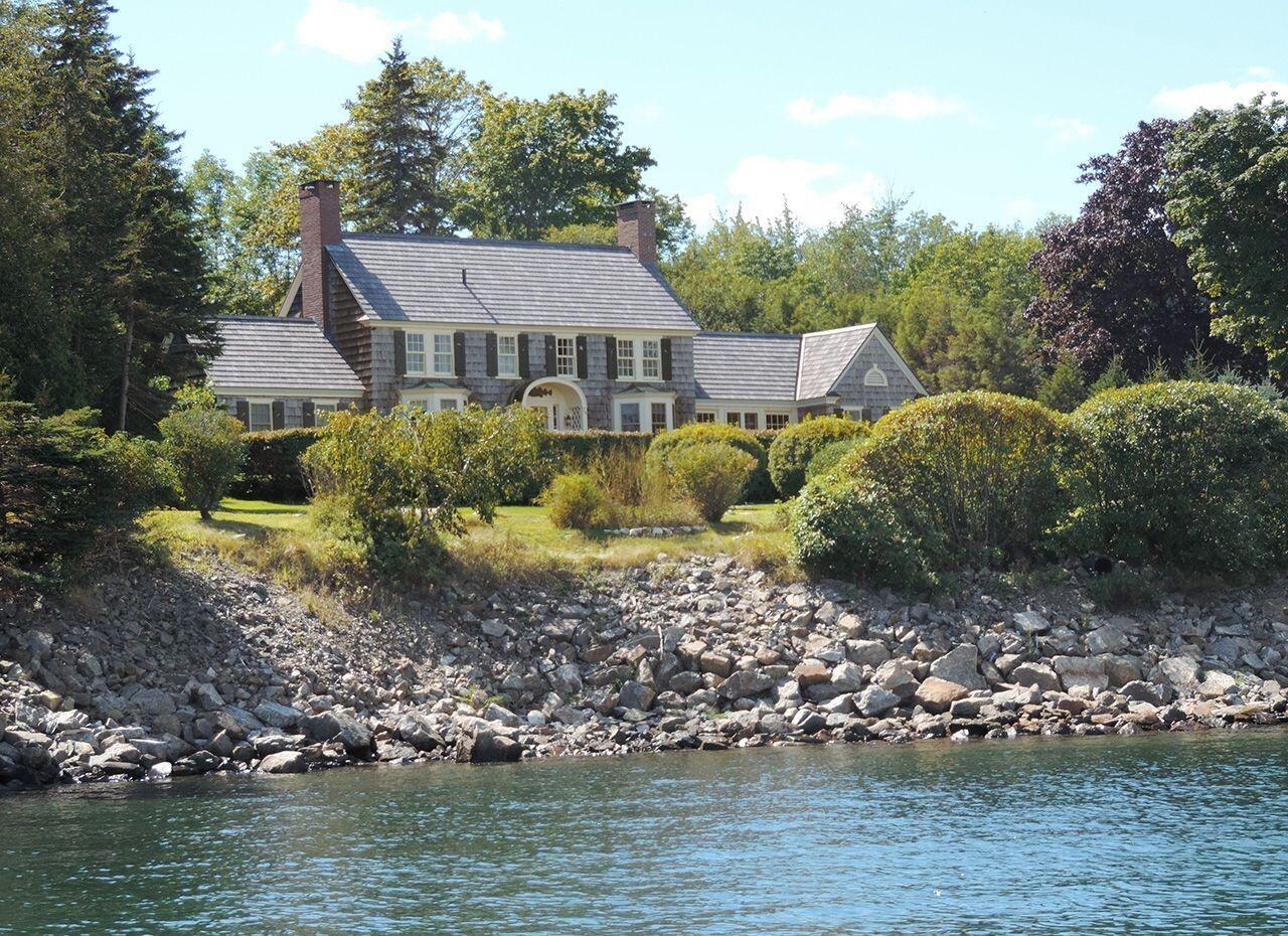 24 Shore Road Property Photo 4