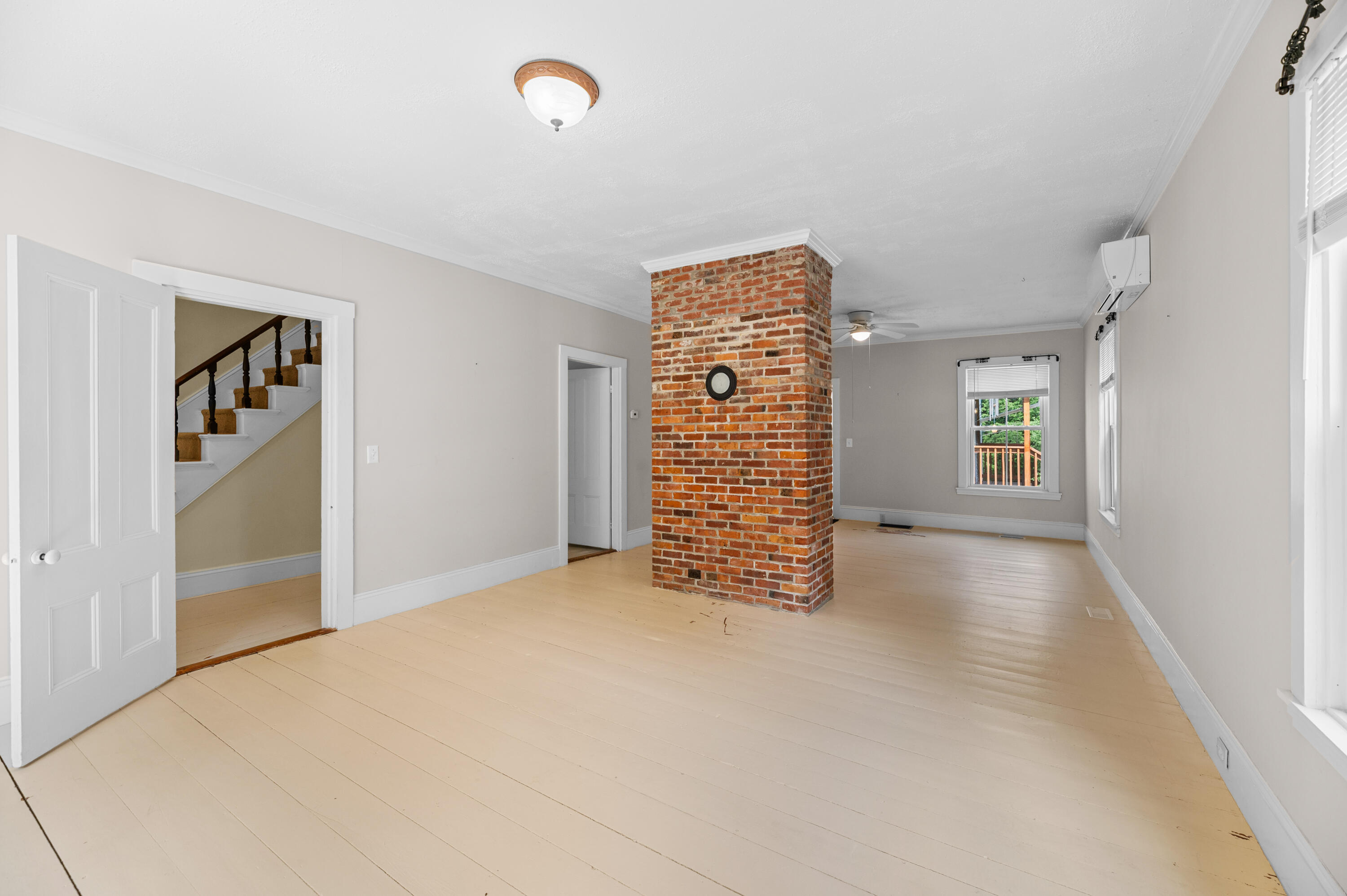 56 Lincoln Avenue Property Photo 13