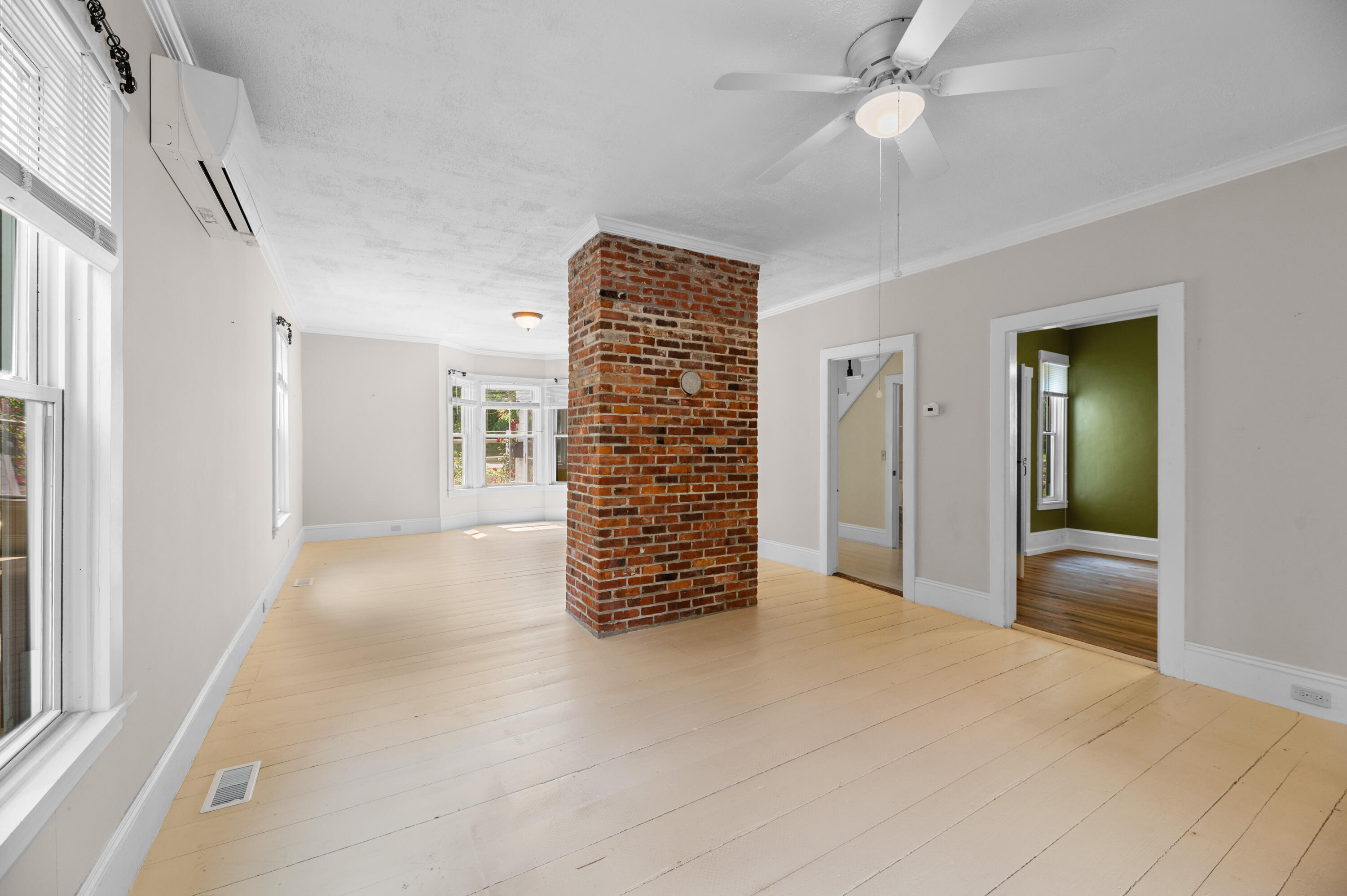 56 Lincoln Avenue Property Photo 14