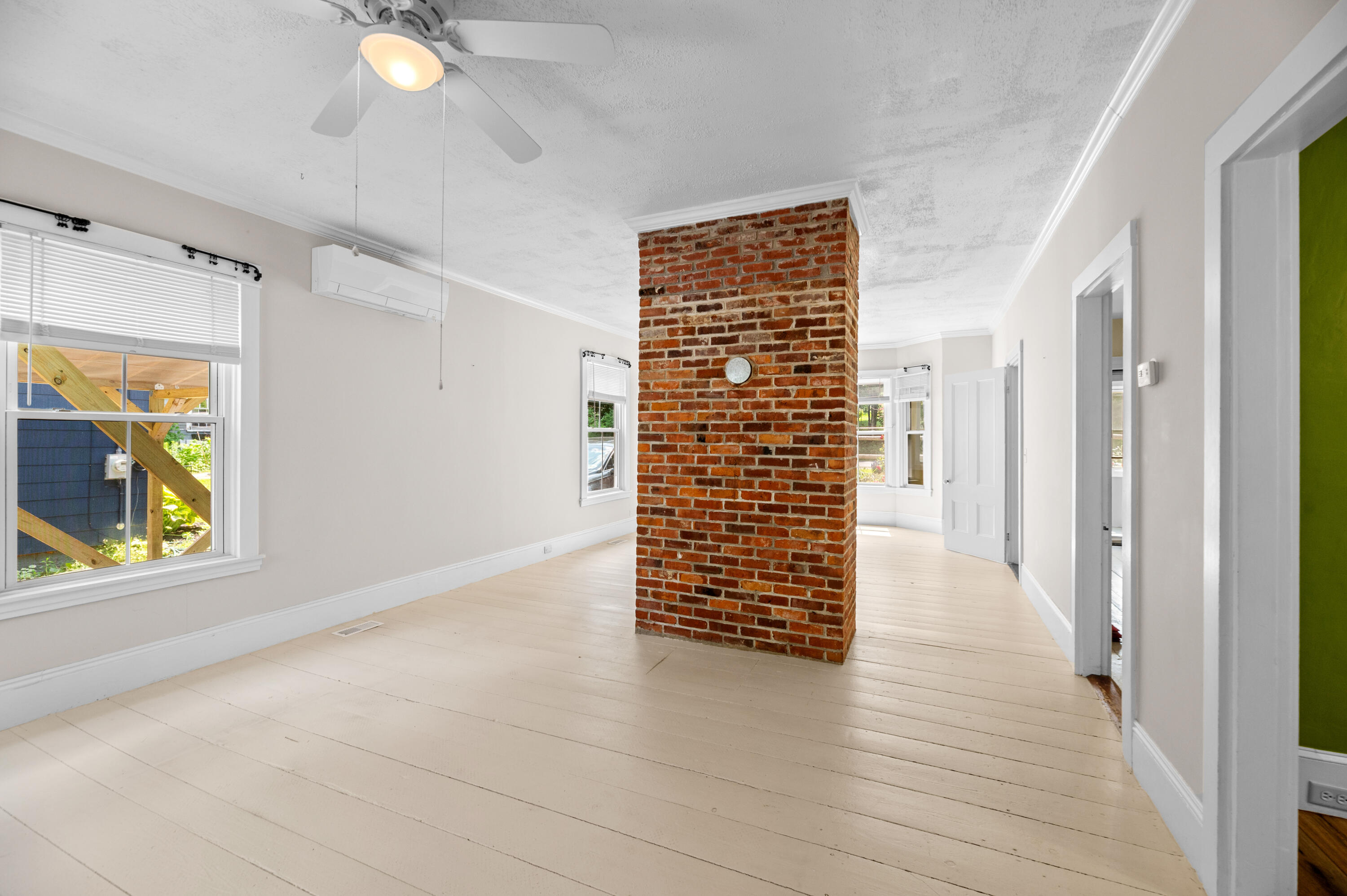 56 Lincoln Avenue Property Photo 15