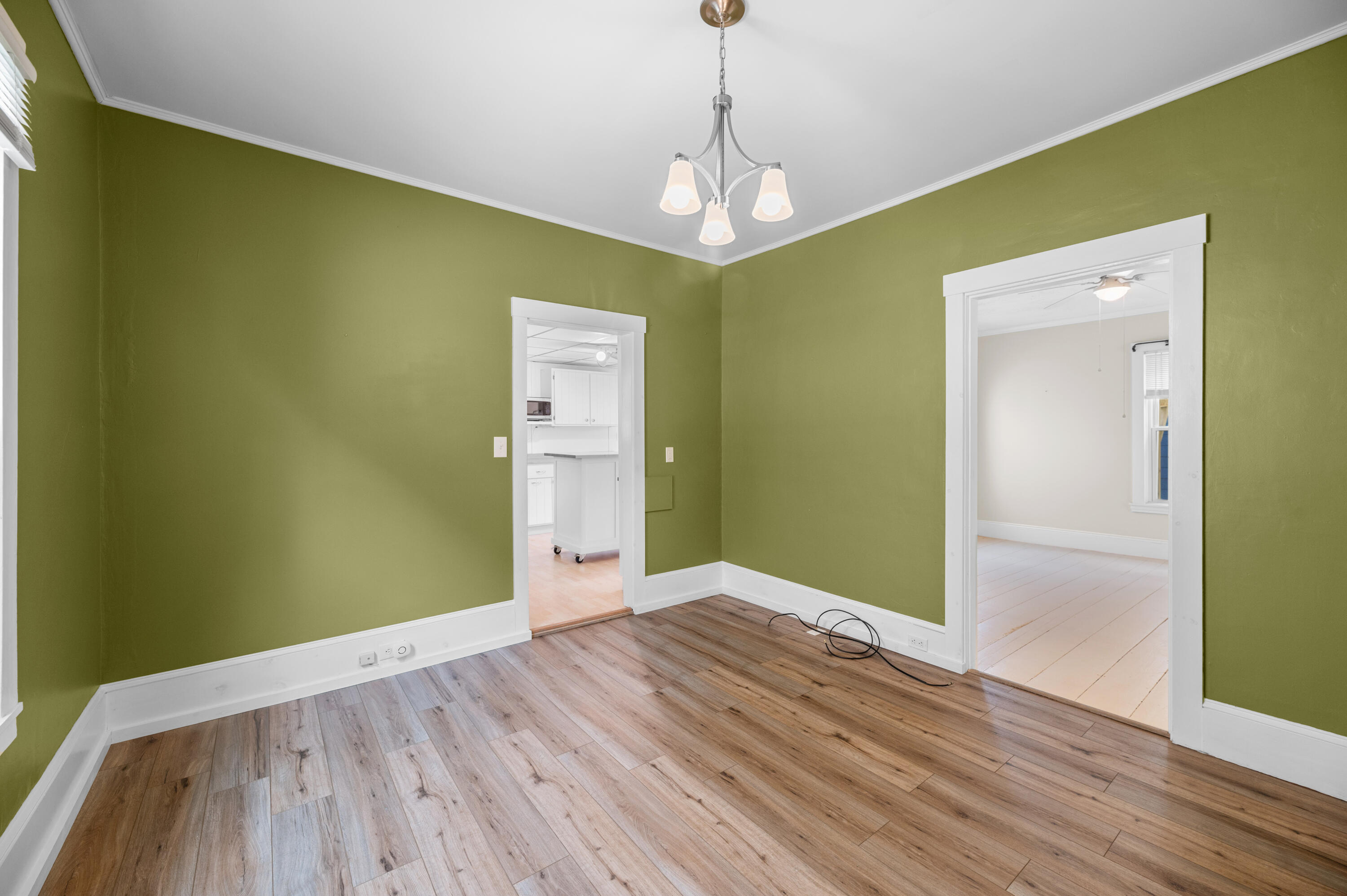56 Lincoln Avenue Property Photo 18