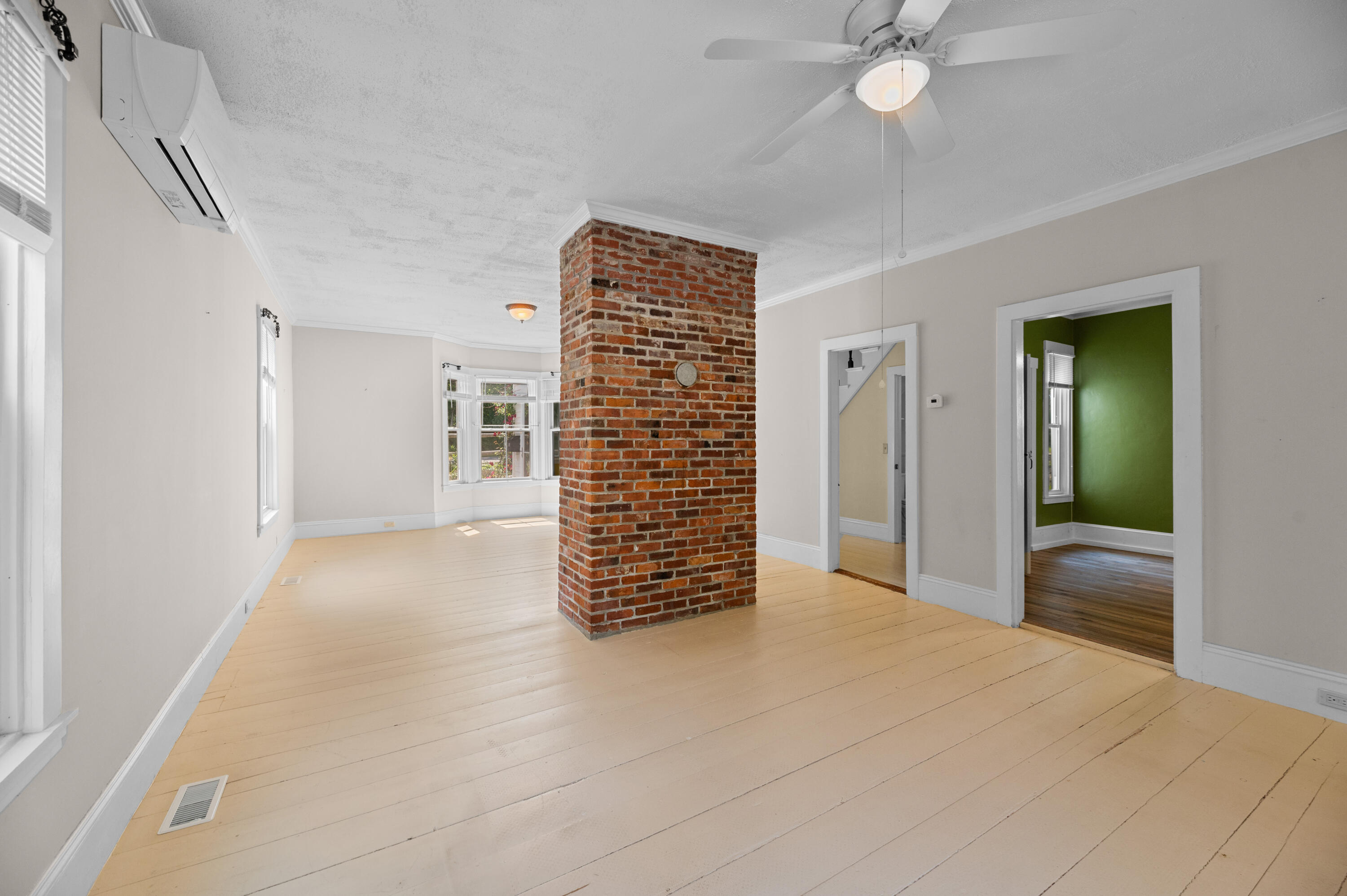 56 Lincoln Avenue Property Photo 19