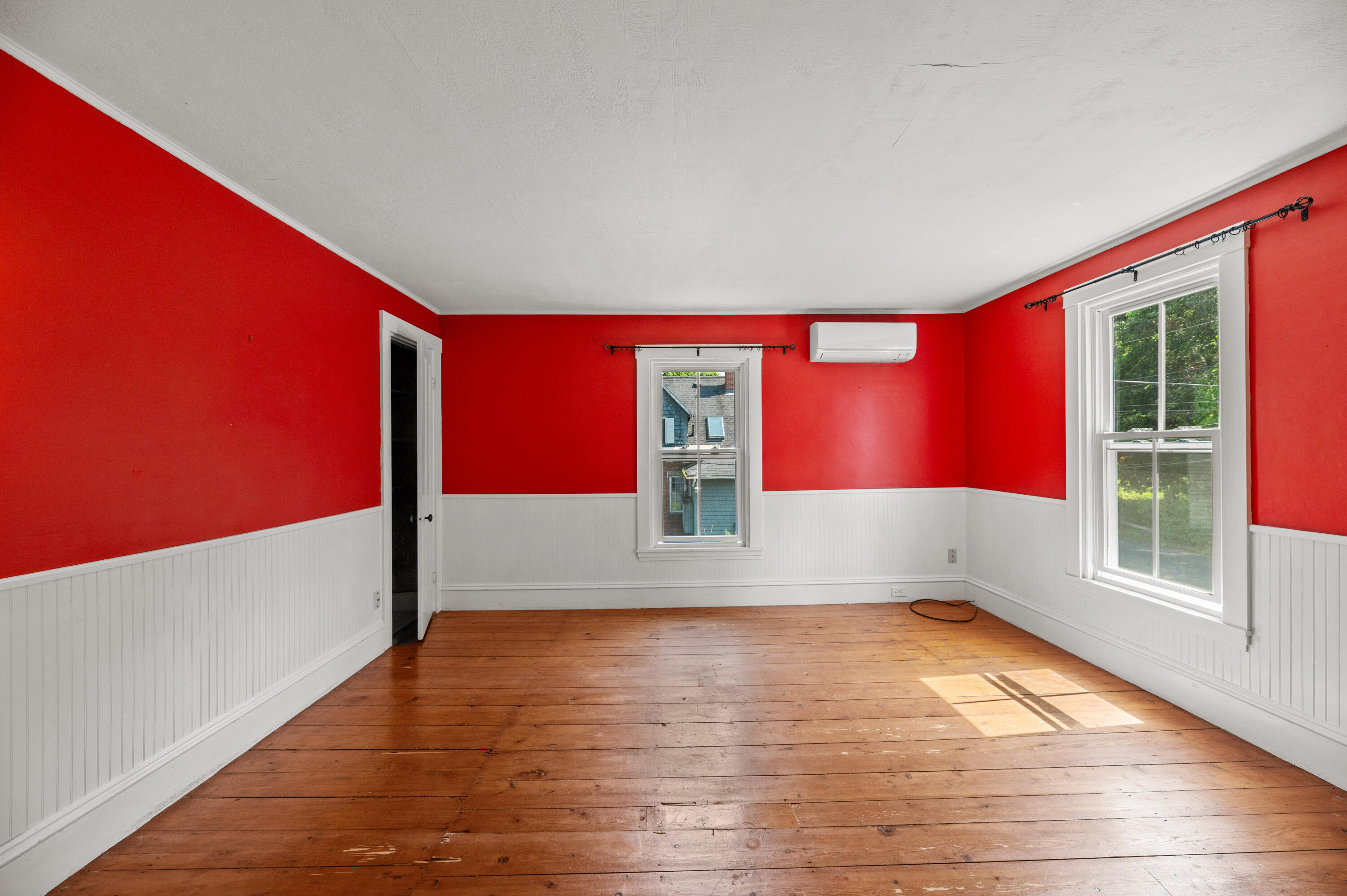 56 Lincoln Avenue Property Photo 24