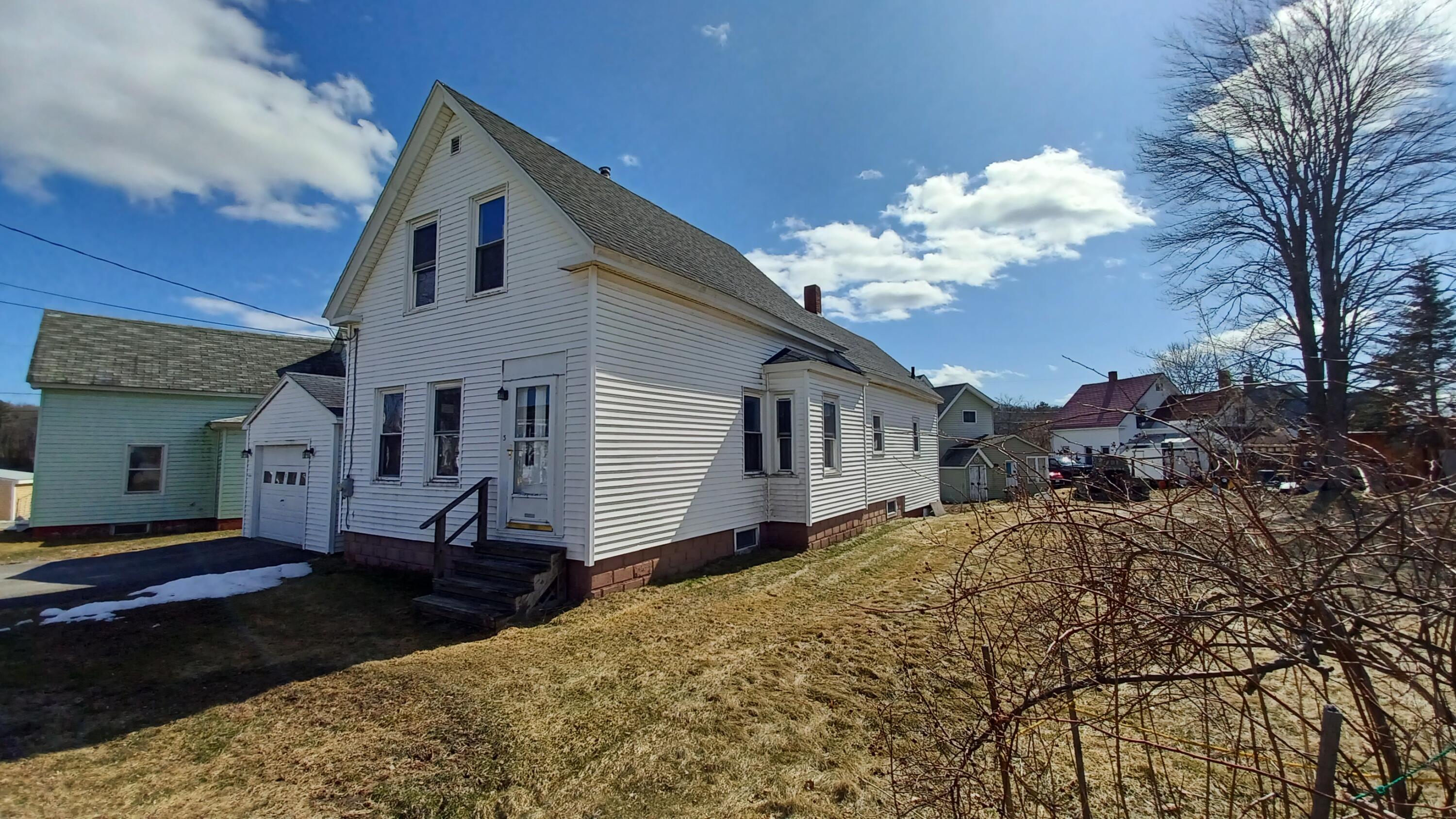 3 Pleasant Street 3 Property Photo 2