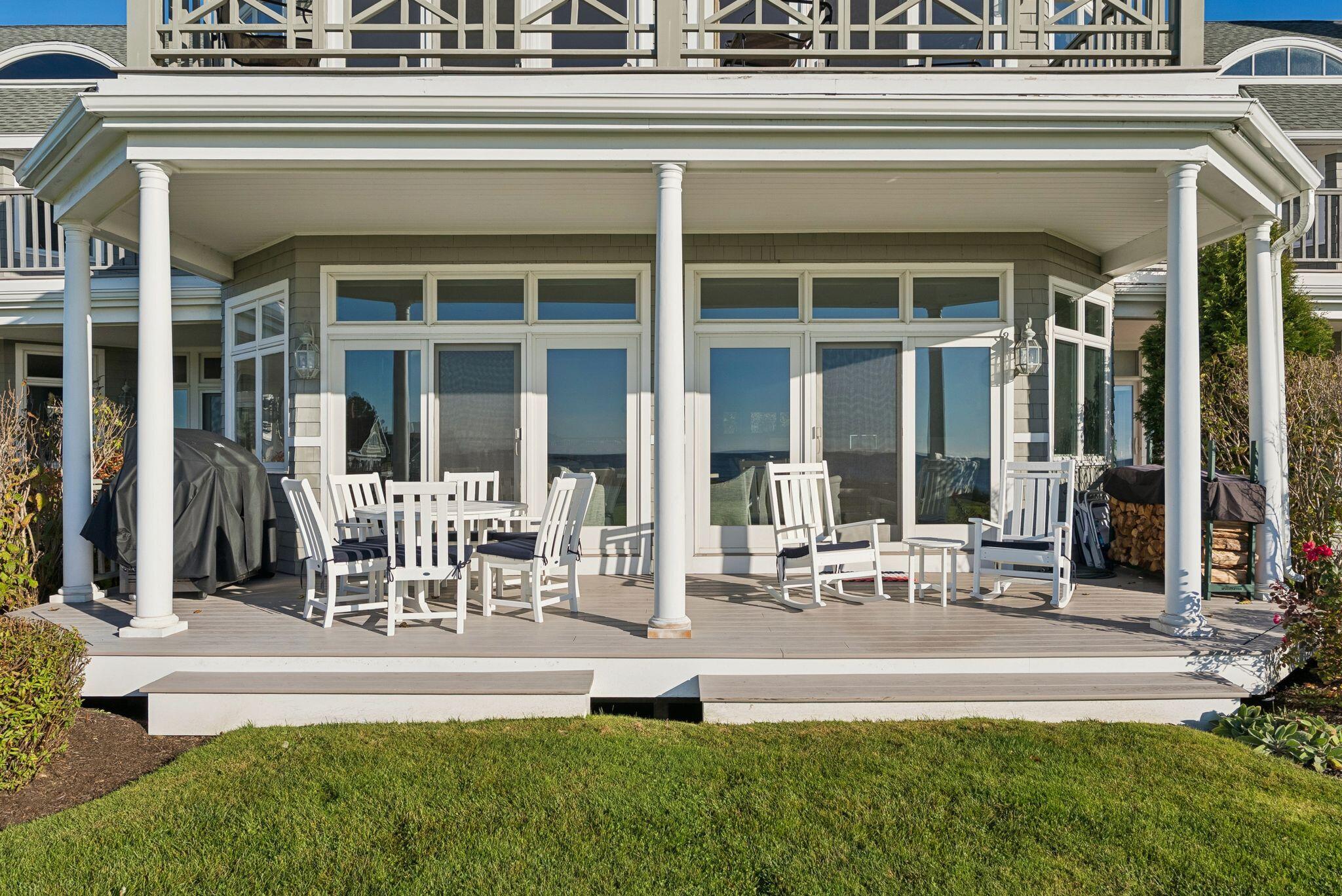 6 Atlantic Drive 6 Property Photo 4