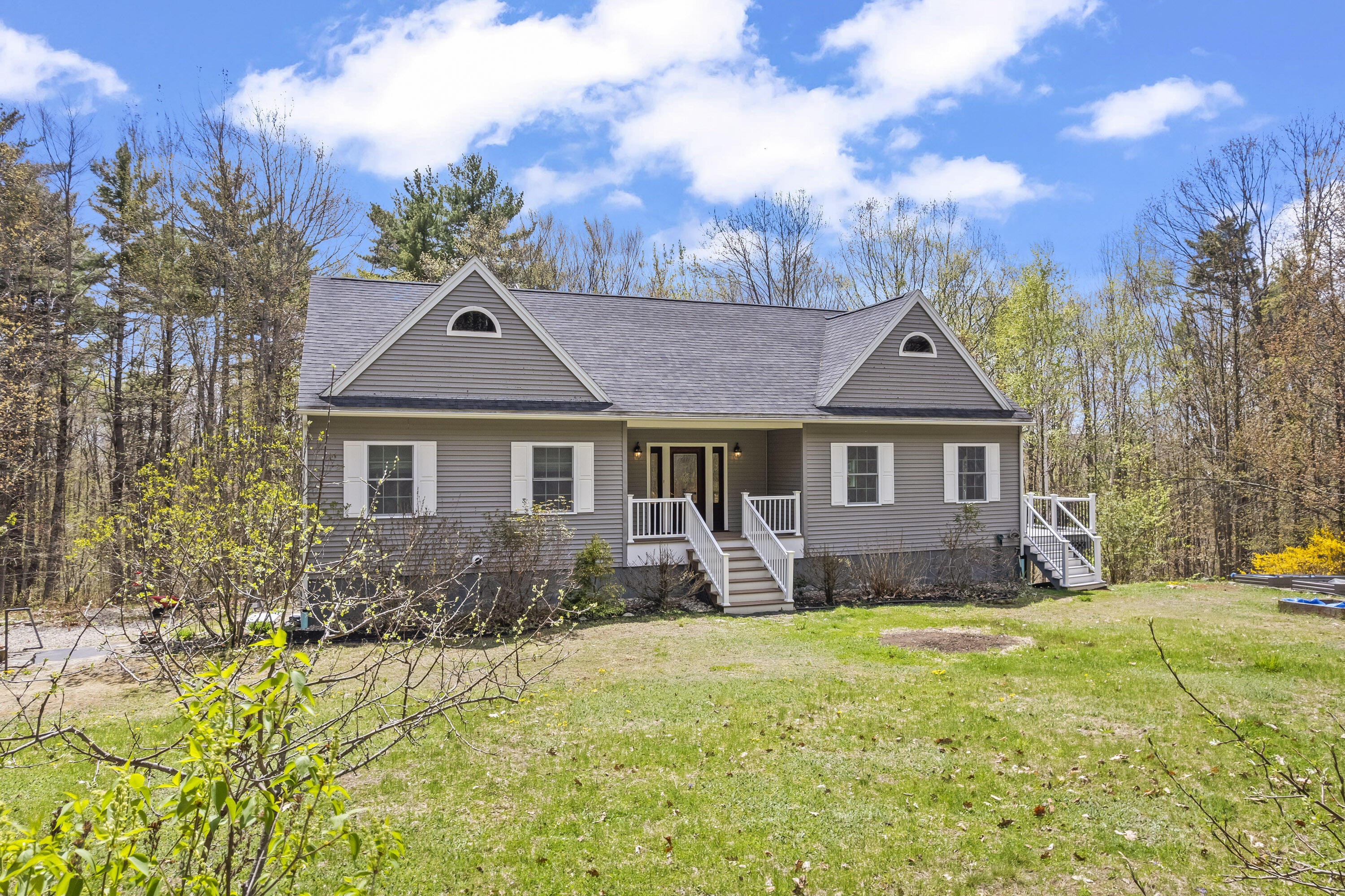 80 Maple Street Property Photo 1