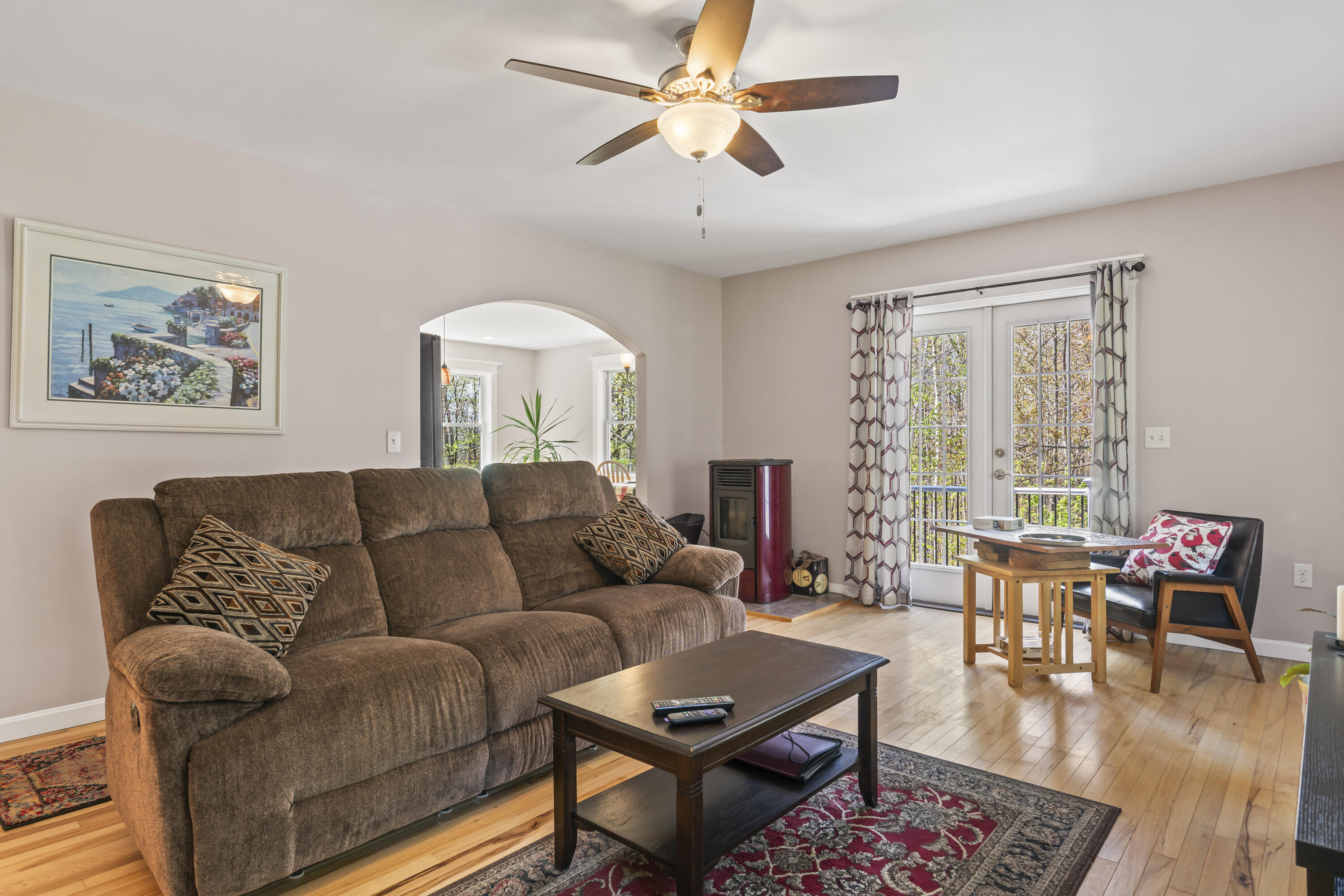 80 Maple Street Property Photo 22