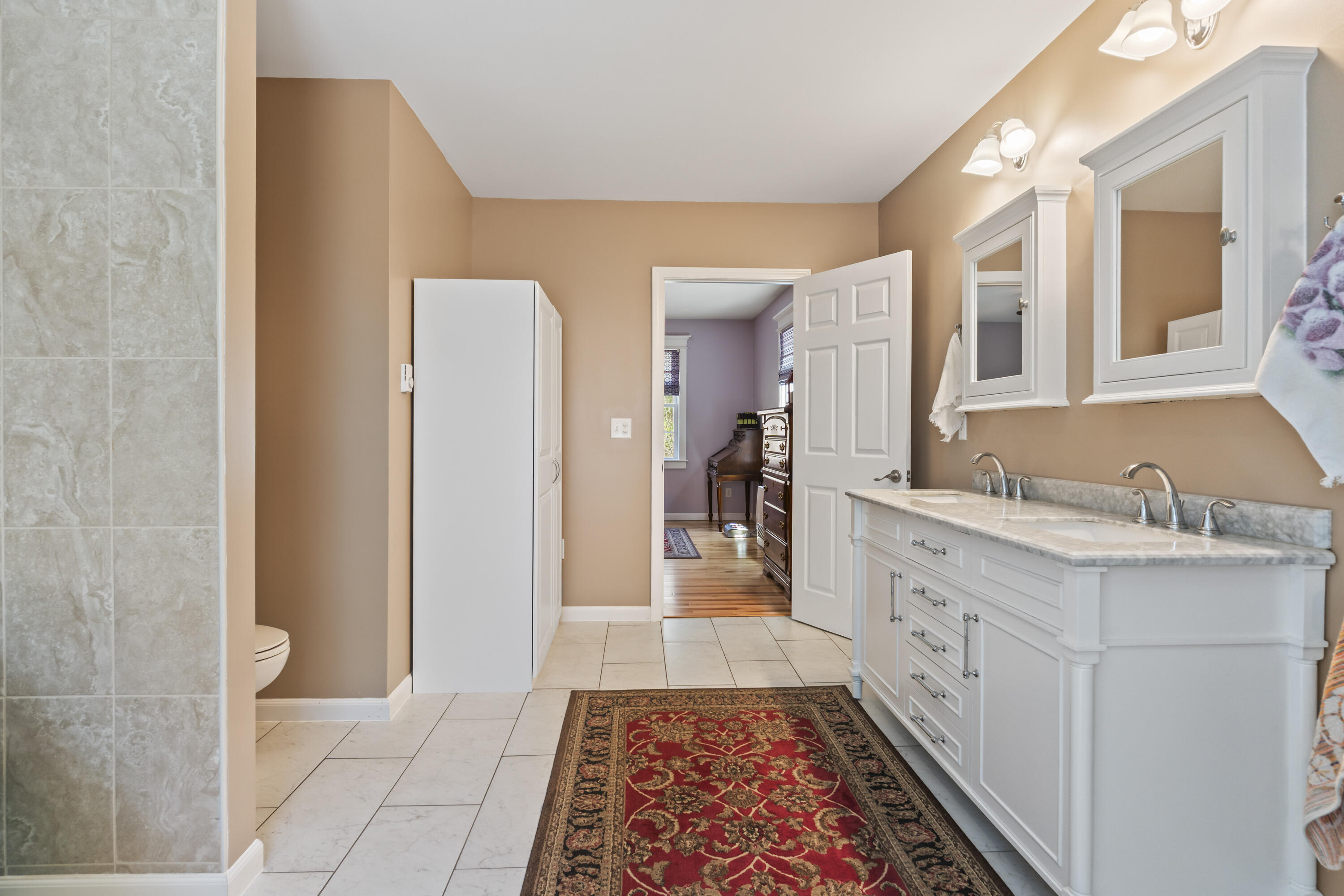 80 Maple Street Property Photo 39