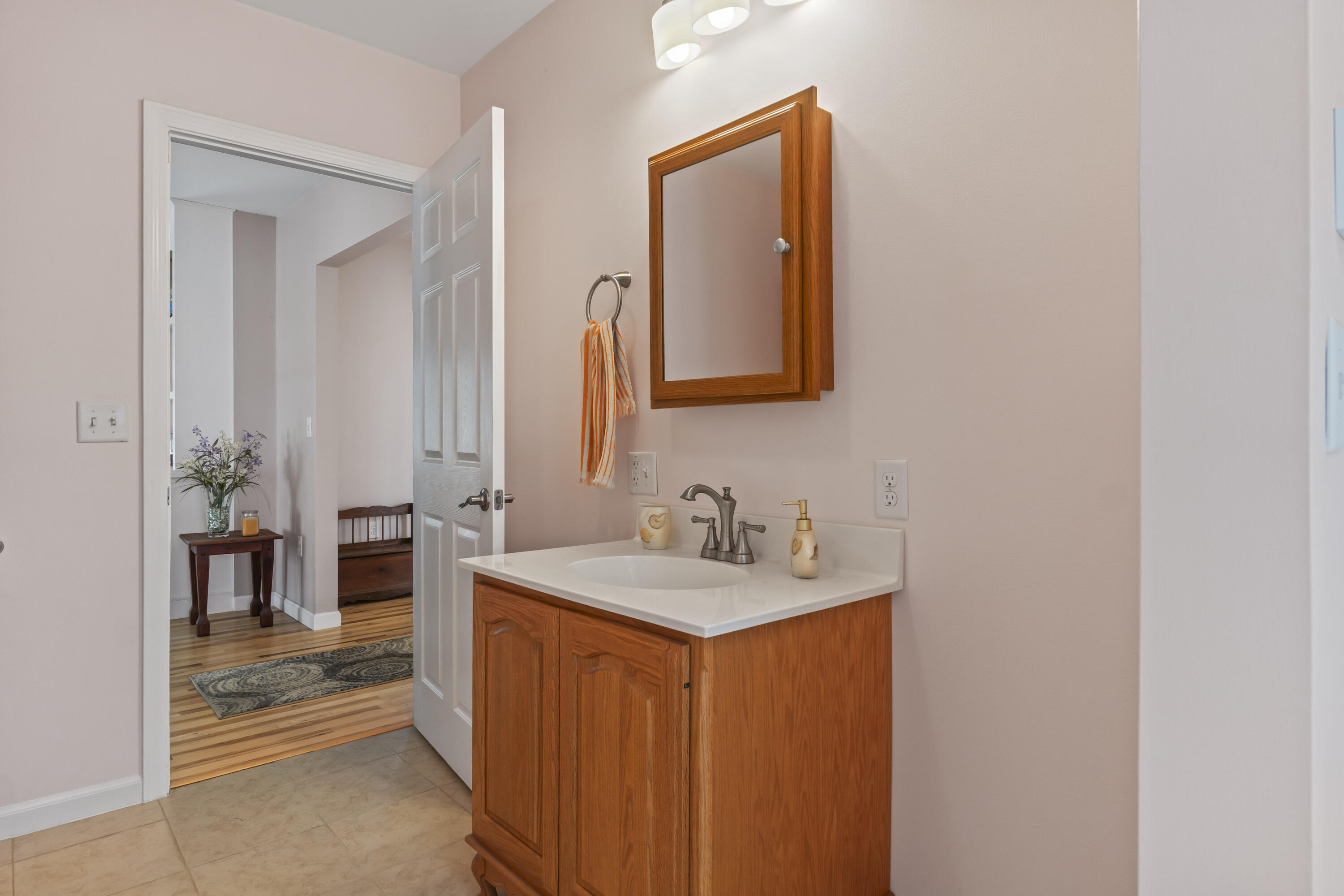 80 Maple Street Property Photo 40