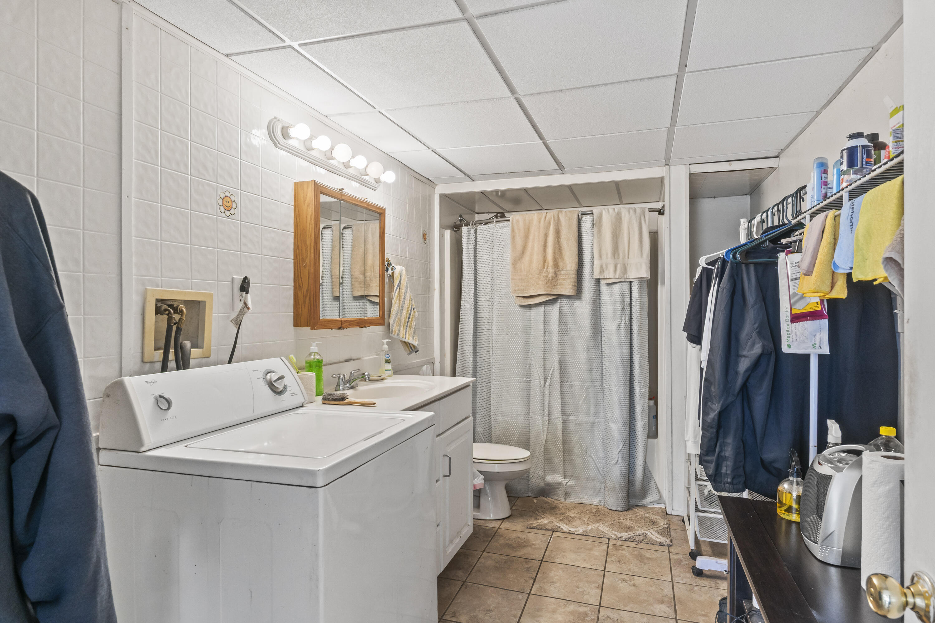 80 Maple Street Property Photo 49