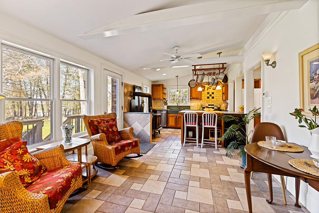 183 Mountain Road Property Photo 14