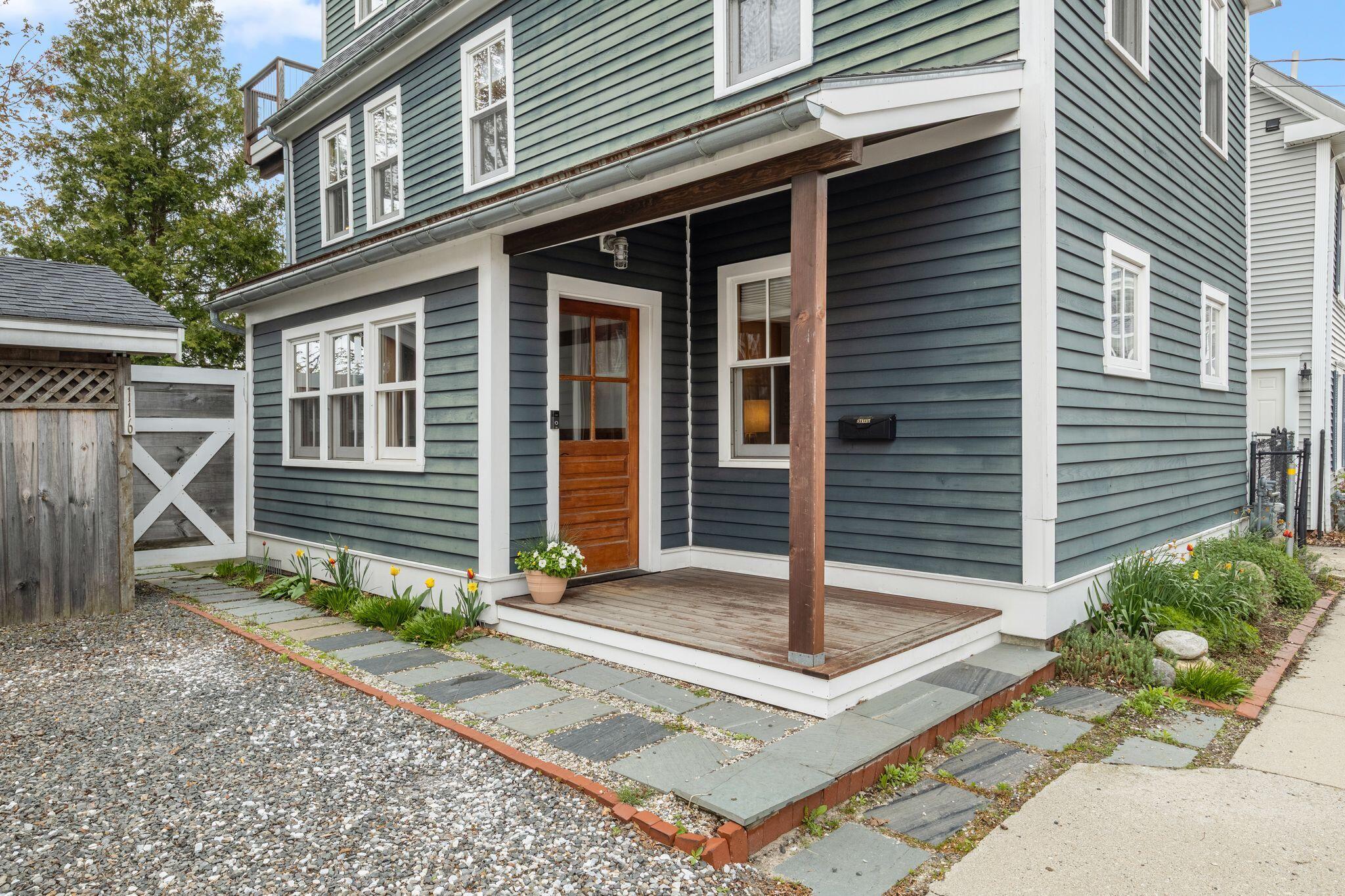 116 Sheridan Street Property Photo 4
