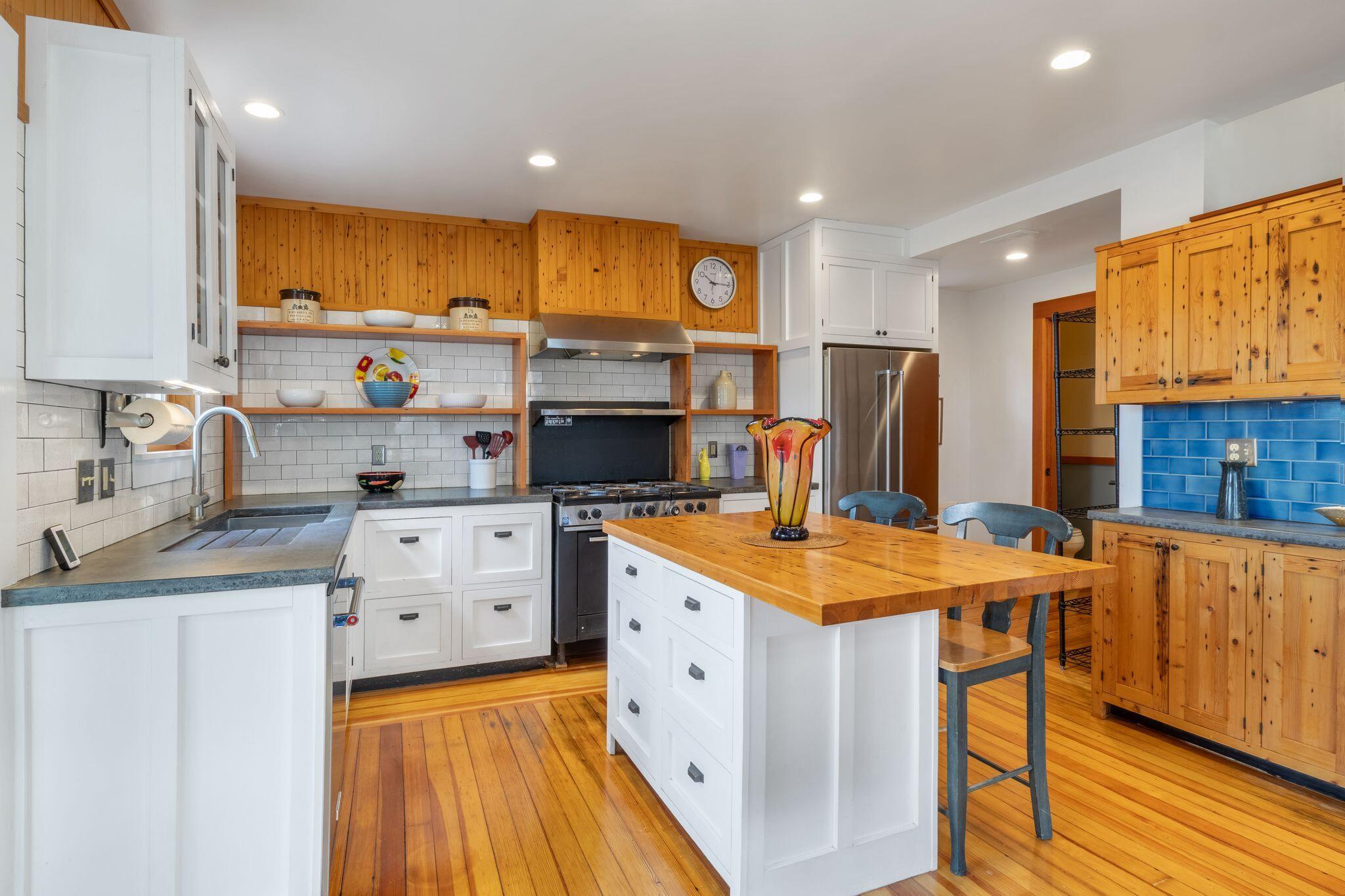 116 Sheridan Street Property Photo 13