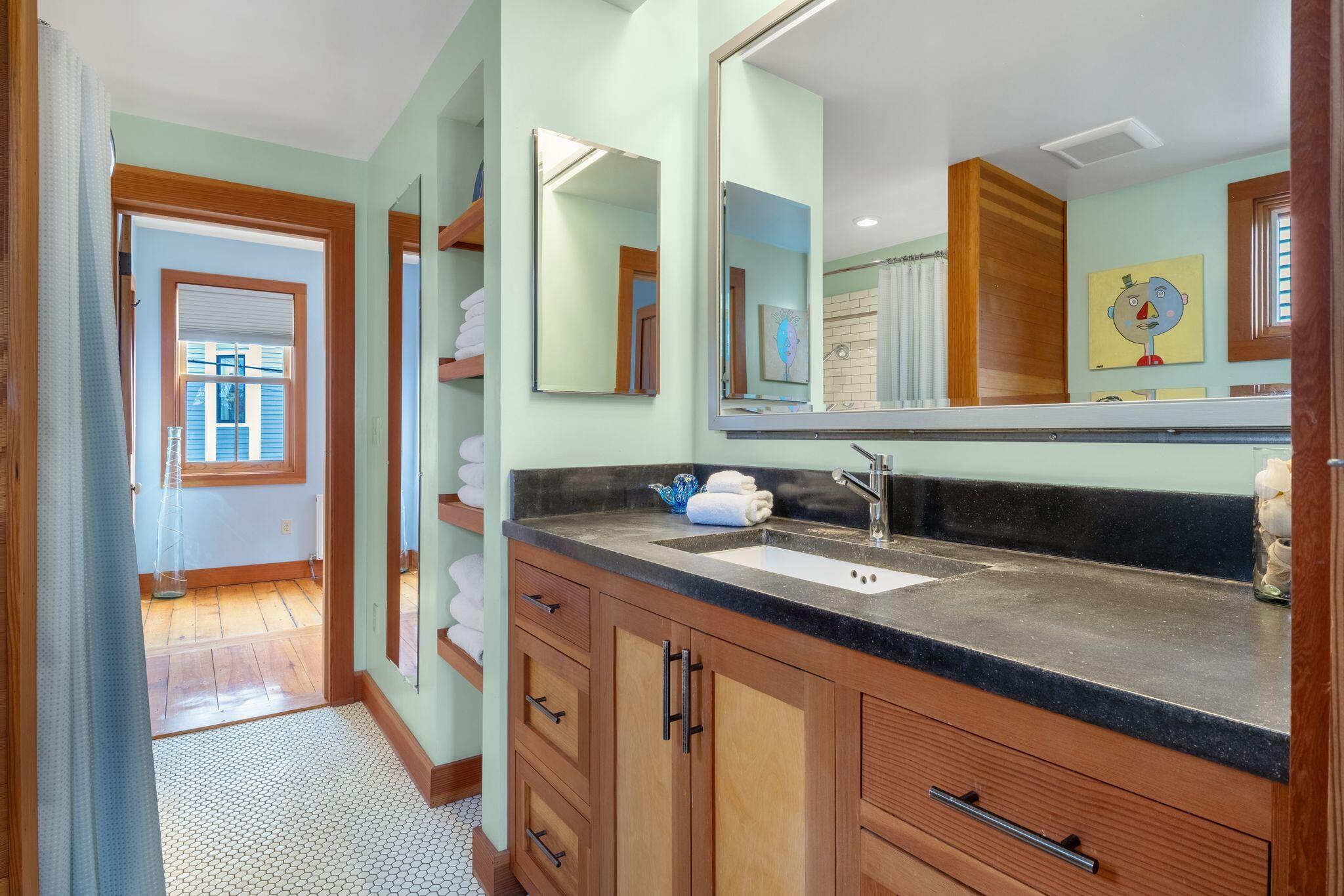 116 Sheridan Street Property Photo 28