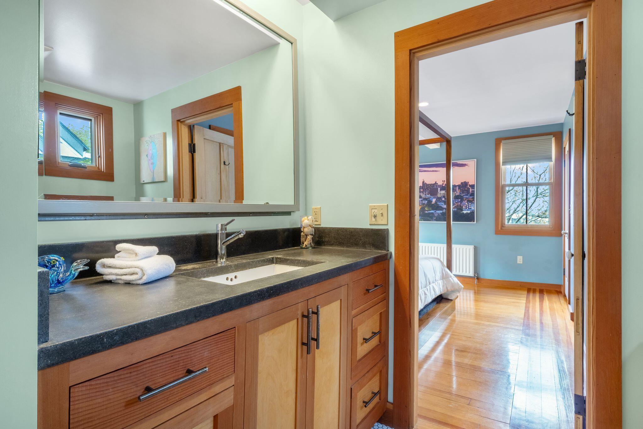 116 Sheridan Street Property Photo 29