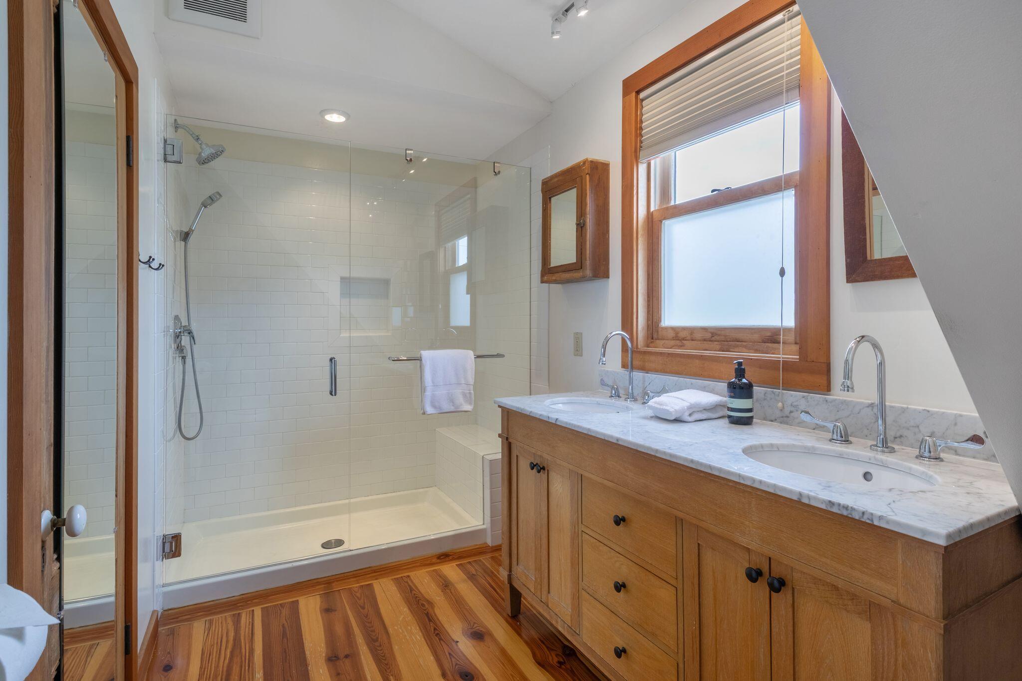 116 Sheridan Street Property Photo 34