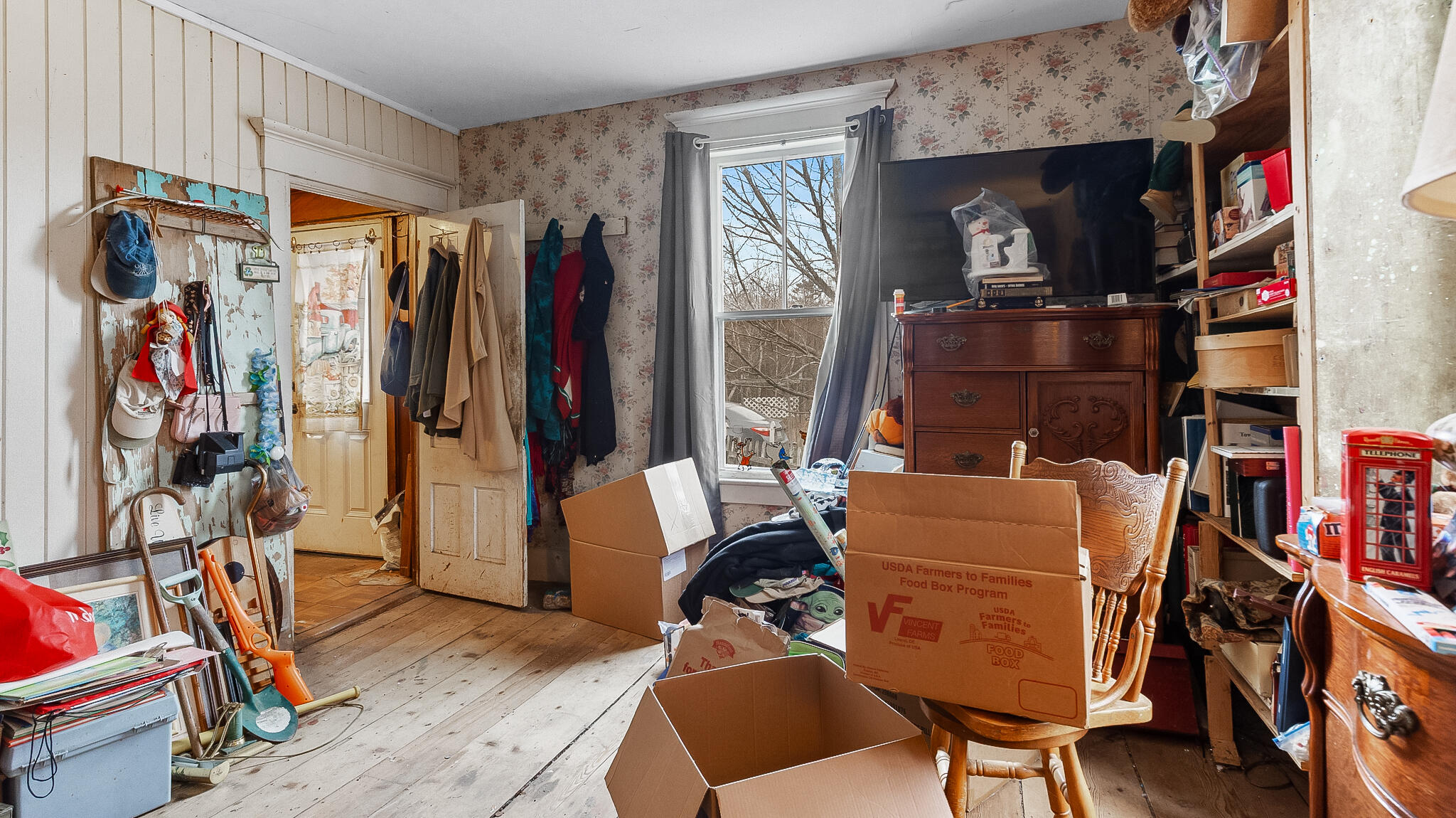 1156 Main Street Property Photo 16