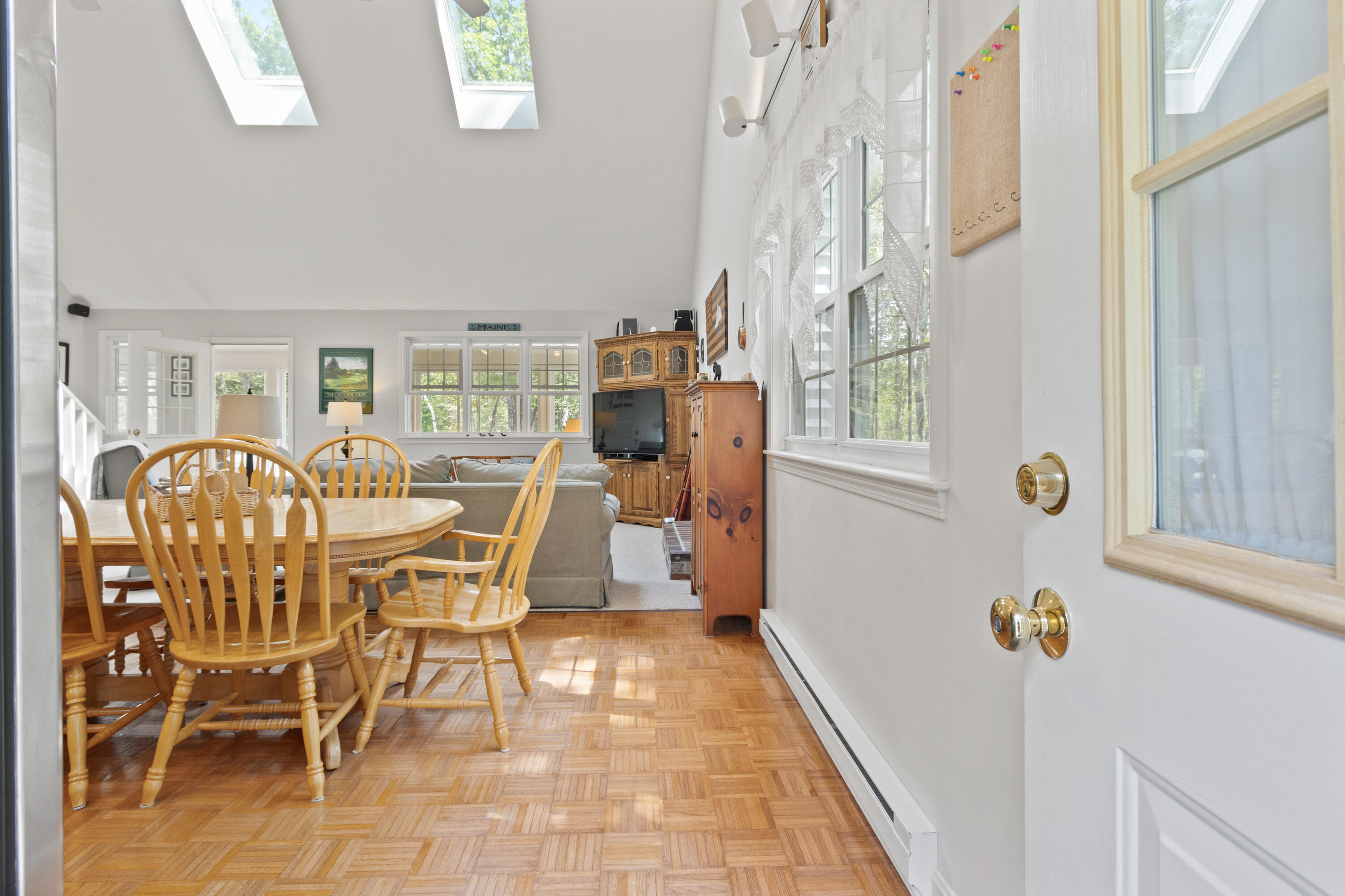 170 High Point Drive Property Photo 7