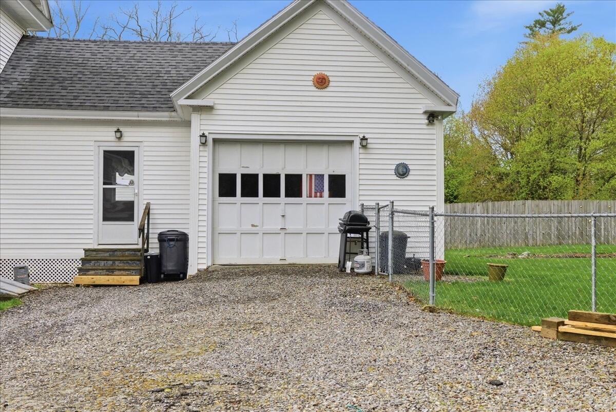 145 Dresden Avenue Property Photo 9