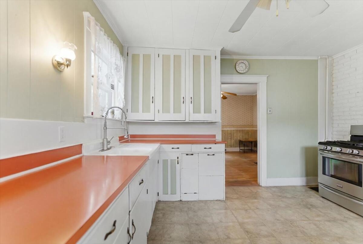 145 Dresden Avenue Property Photo 22