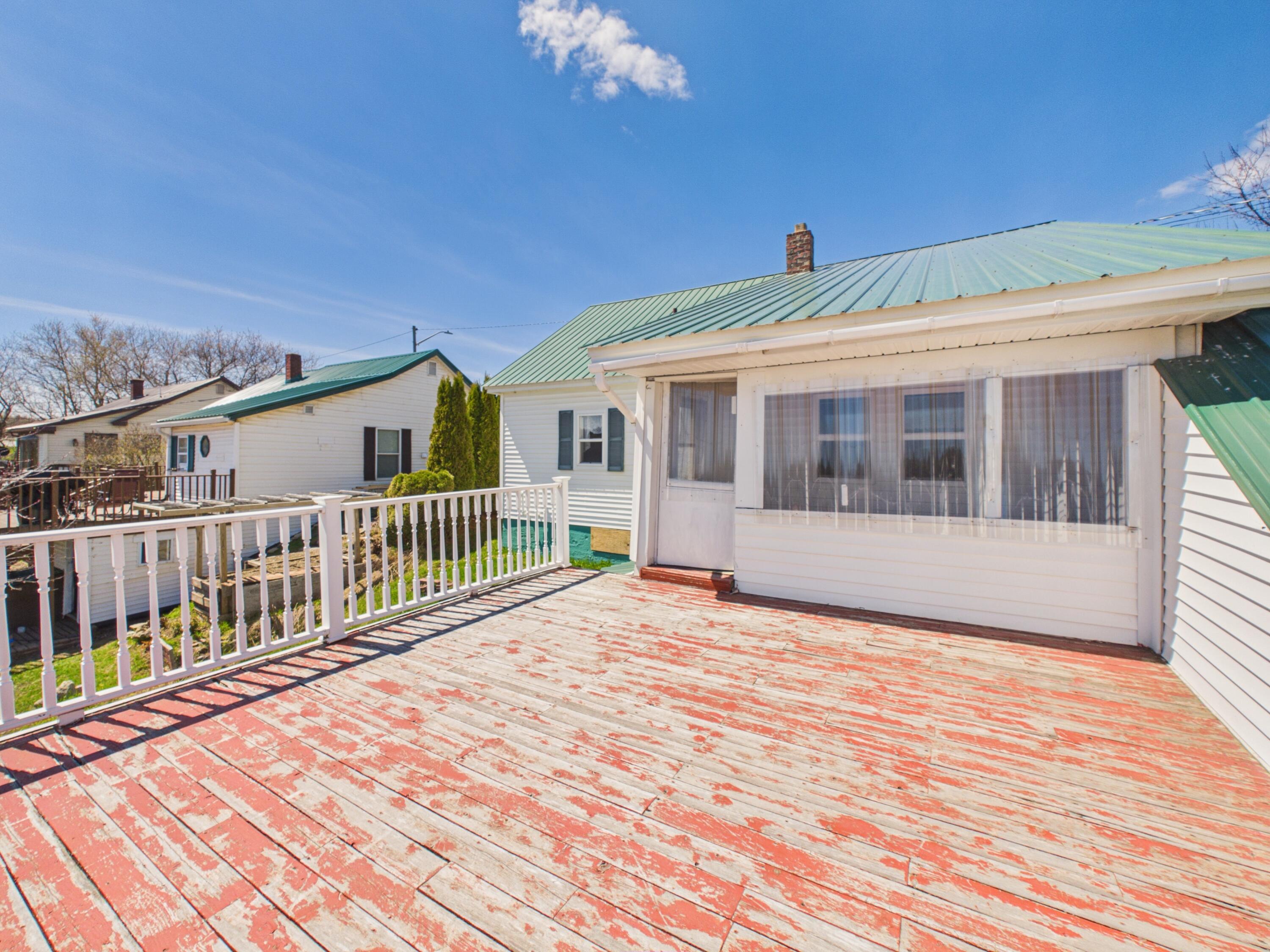 12 Patten Street Property Photo 8